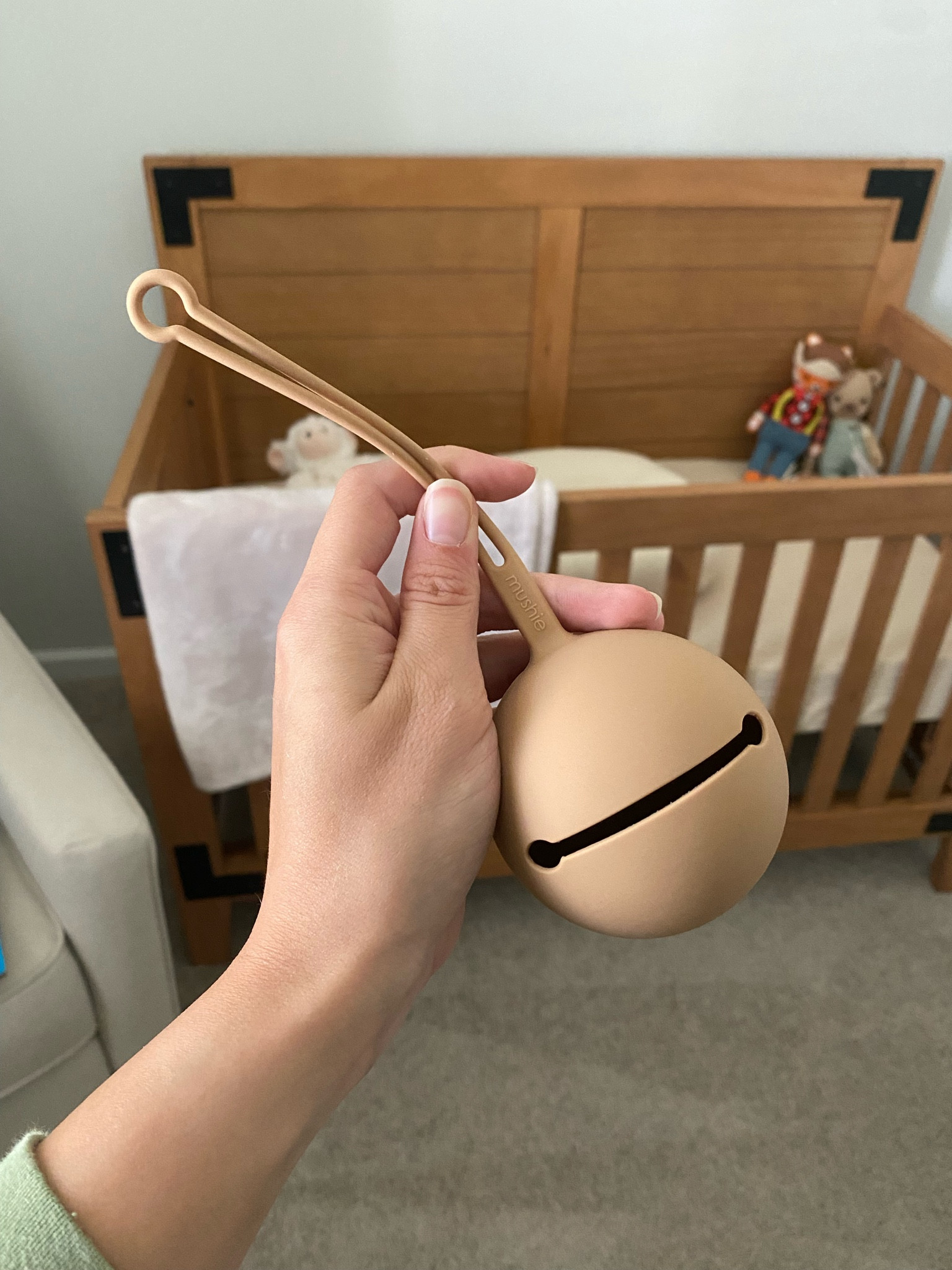 Pacifier Holder to put on the Diaper Bag! Easy to clean and under $15 and comes in 13 different colors!  



#LTKTravel #LTKBump #LTKBaby