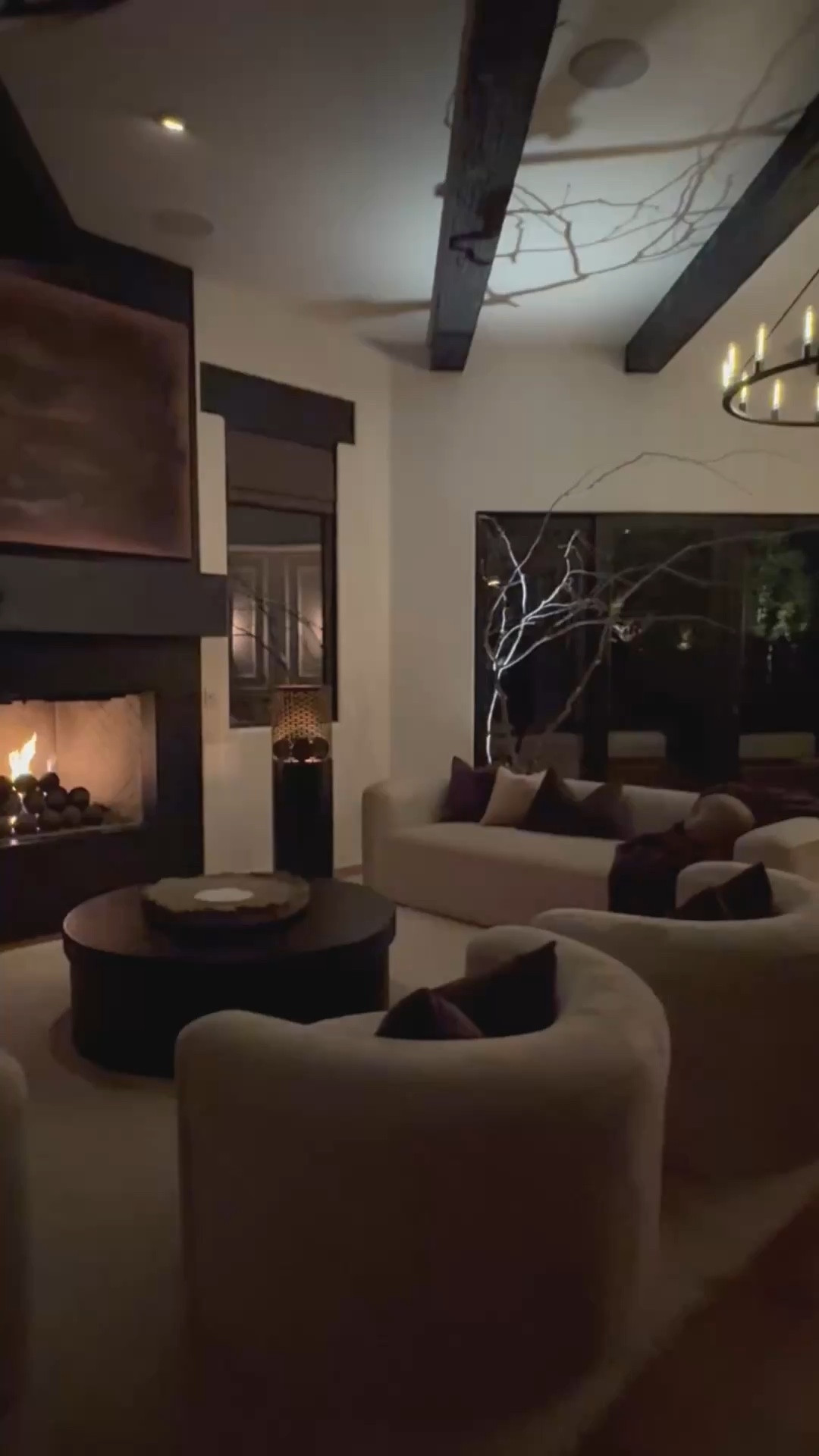 I’ve had this oversized floor candle holder 
from Wayfair for a while and it is sure to leave a lasting impression on guests! 
It’s so cozy, I love it! 🥰 

#wayfair #wayfairfinds #wayfairhome #floorcandleholder #largecandleholder #livingroomdecor 


#LTKHome #LTKFindsUnder100