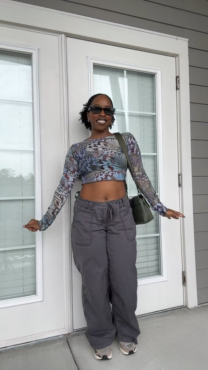 Loose baggy pants for under $50 that are actually petite girl friendly! 

#LTKPetite #LTKFindsUnder50 #LTKSaleAlert