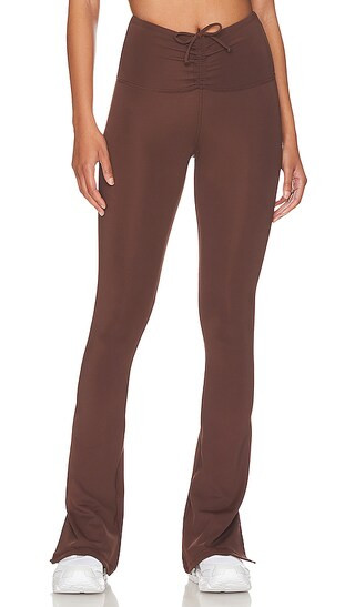 Finn Pant in Brown | Revolve Clothing (Global)