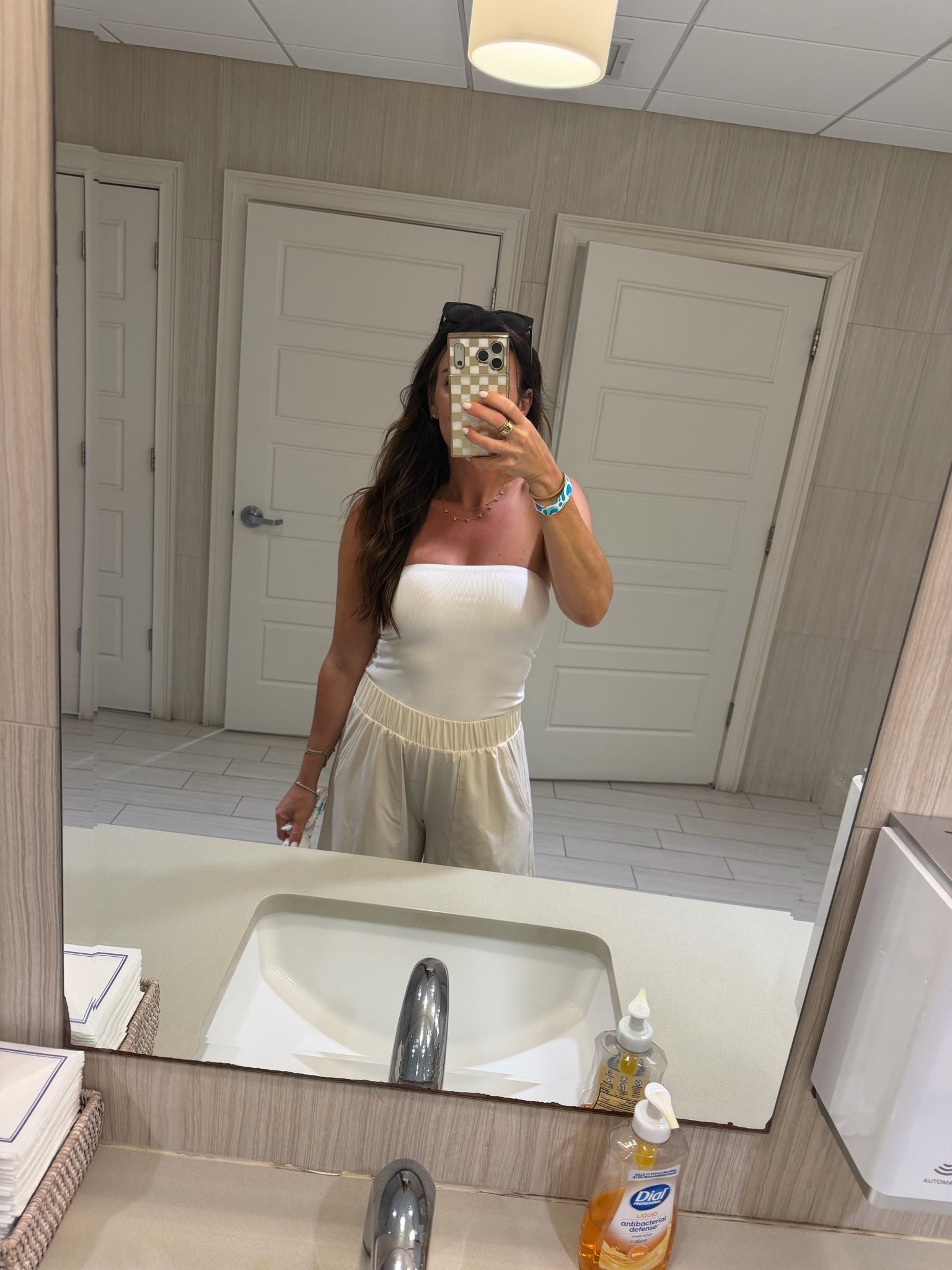 New summer uniform unlocked - mom approved

#LTKdayinmylife #LTKgrwm #LTKmomlife