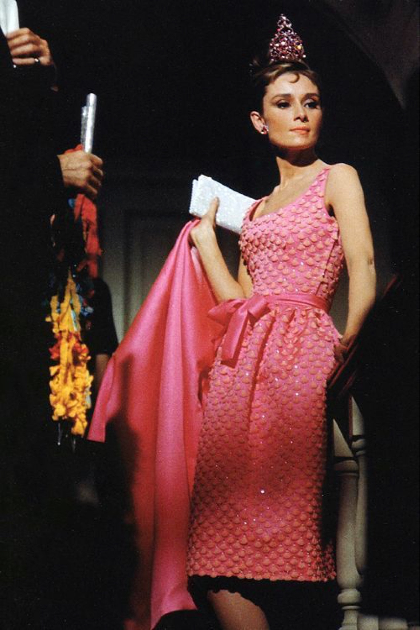 Pink Holly Golightly Breakfast At Tiffany’s Halloween costume 

#LTKHalloween #LTKHoliday