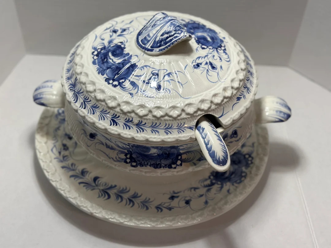 Vintage Italian Soup Tureen, Circa 1950's - Etsy | Etsy (US)