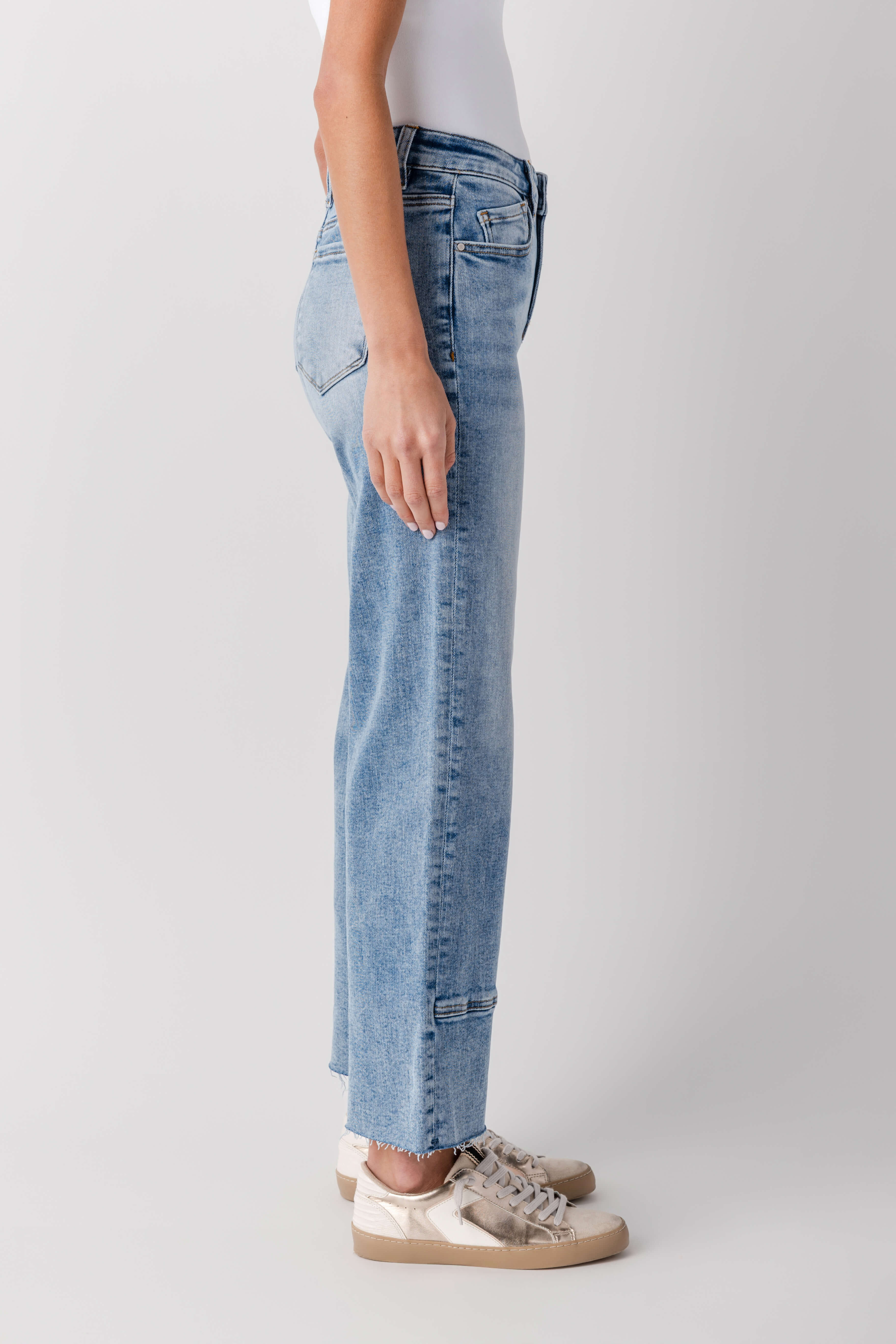 Risen Sloane Mid Rise Seamed Straight Leg Jeans | Social Threads