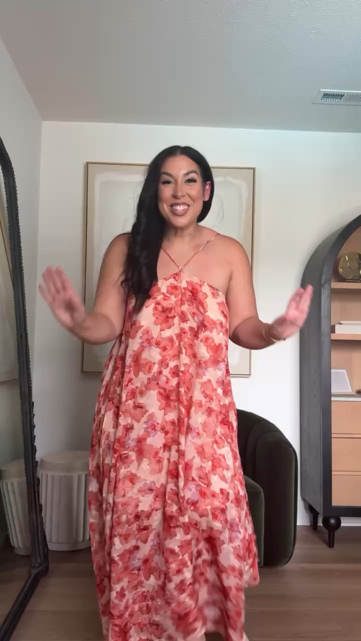 This flowy dress is so versatile AND has pockets @Lulus SIZE XL #luluspartner #lovelulus 

code BONNIE20 for 20% off your first order

Outfit inspo, wedding guest dress, summer dress, midsize fashion