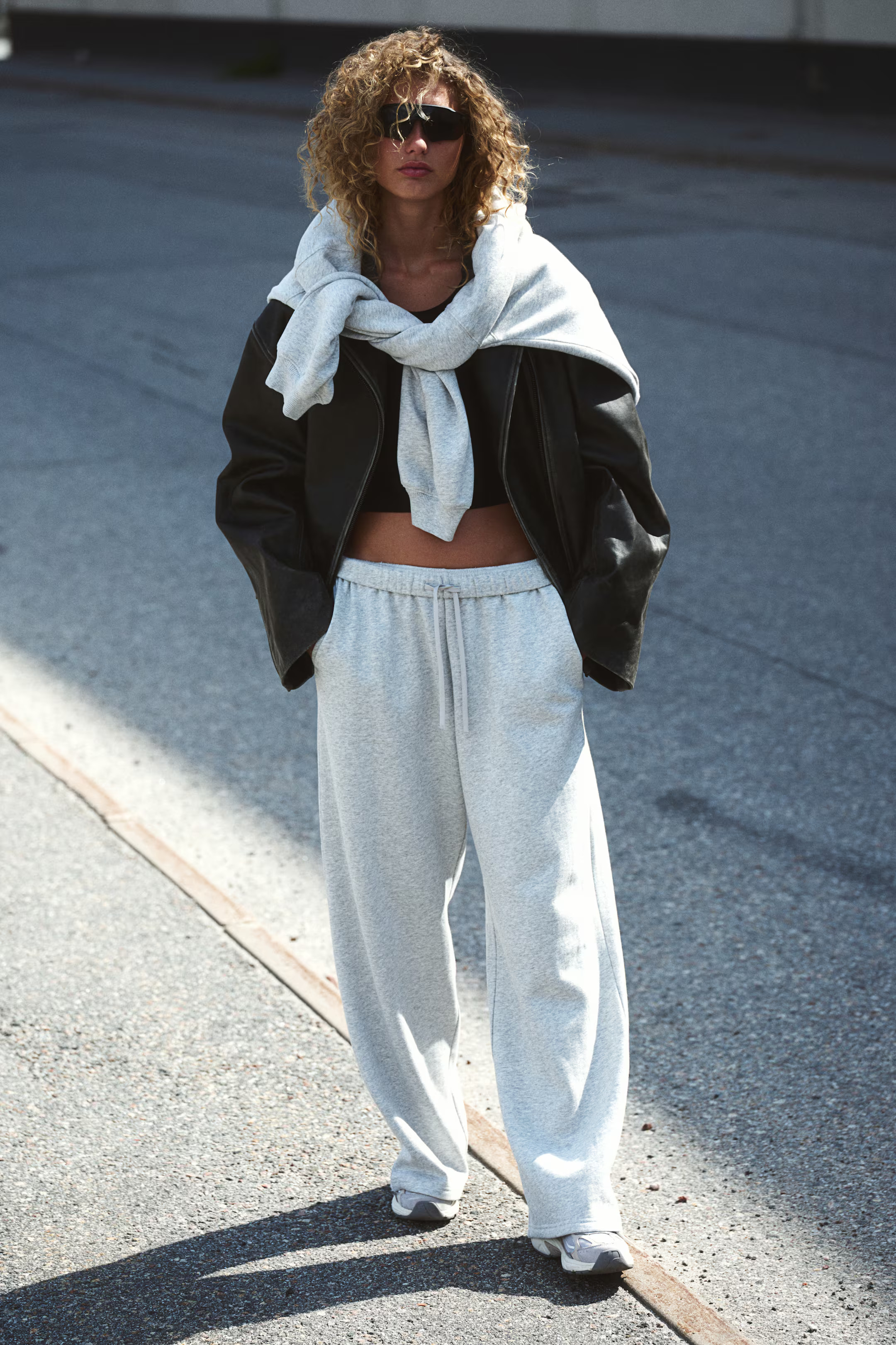 Sports sweatpants in DryMove™ | H&M (UK, MY, IN, SG, PH, TW, HK)