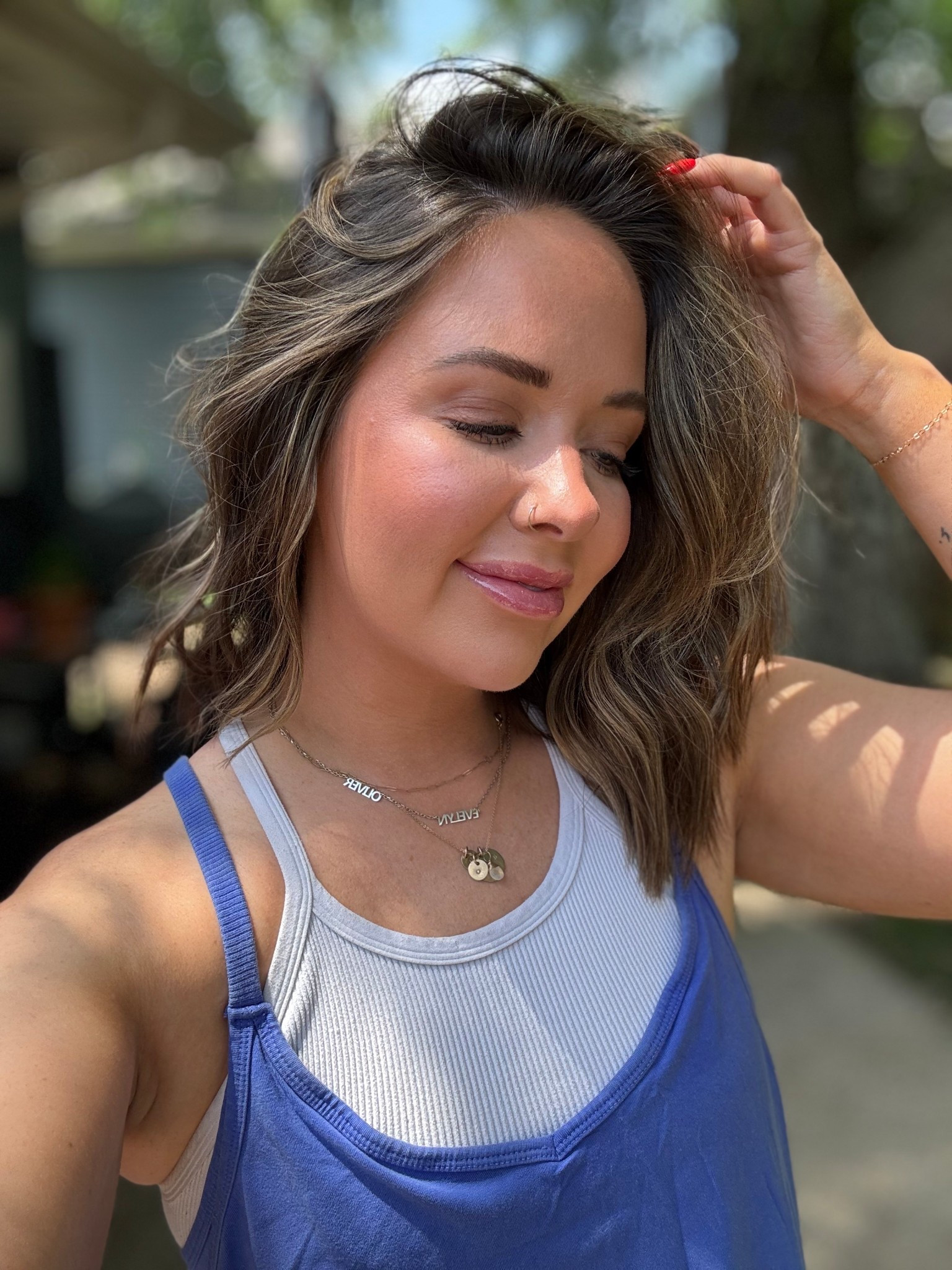 No filter on this!! Skin tint is so glowy and everything blends perfectly with it 🙌🏼 in shade 7 medium warm. Love this so far!



#LTKBeauty #LTKFindsUnder50 #LTKSeasonal