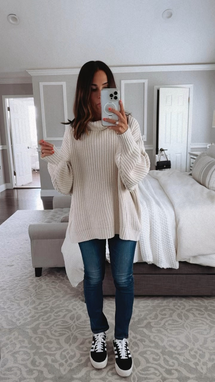 Oversized free people sweater. Loveeee the fit 😍 I sized down to an XS

#LTKSummerSales #LTKxNSale #LTKStyleTip
