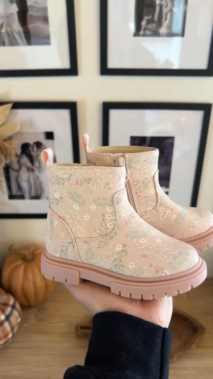 Toddler Target Fall Haul 🧡🍂

Floral booties with a rubber sole for colder weather, fall sweater, and Toy Story sweatshirt! In-between purple light/rain jacket 🫶🏻

#LTKSeasonal #LTKfindsunder50 #LTKkids