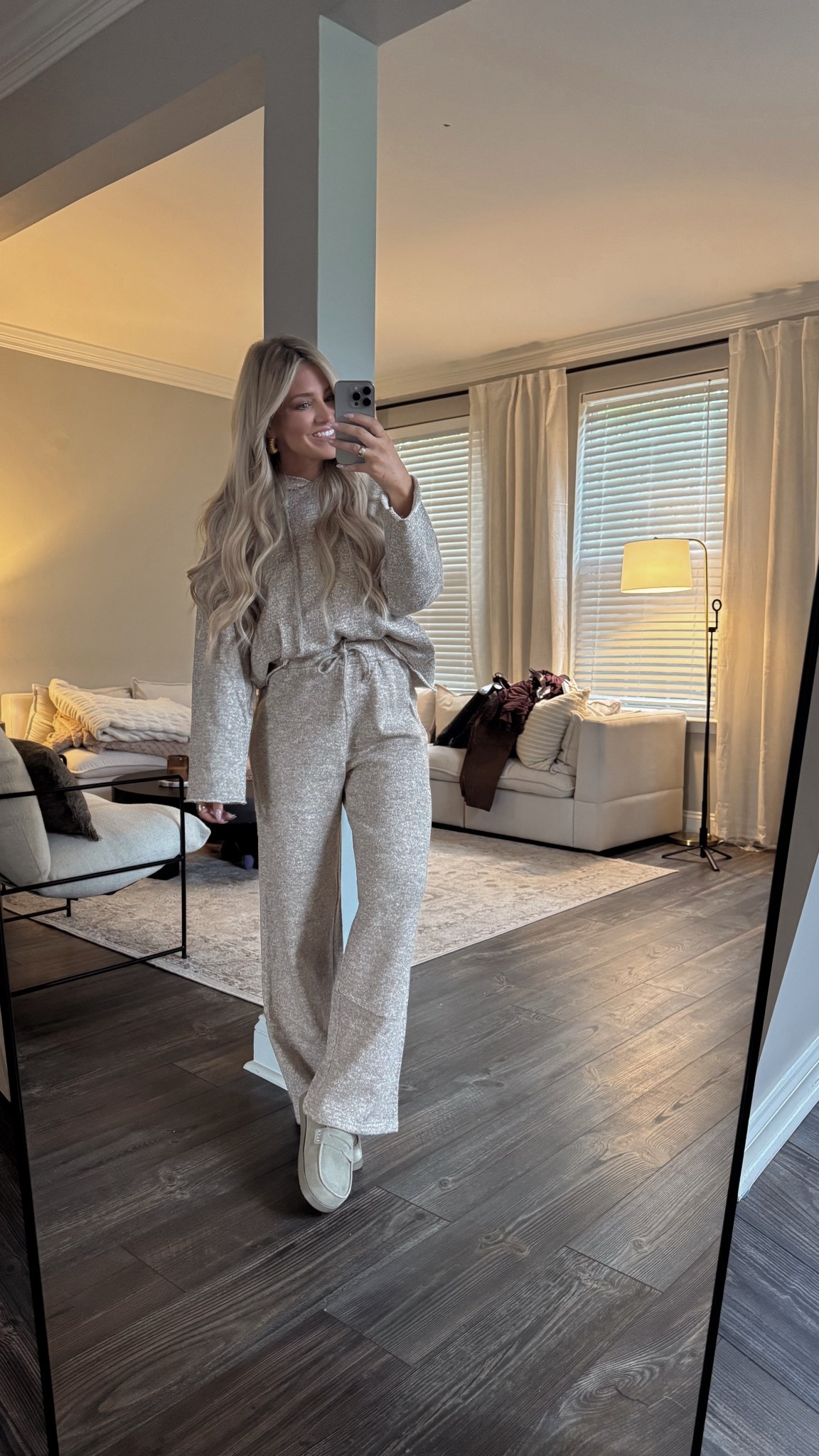 Week favorite- sweatpants and sweatshirt from Zara! Wearing a small in both 

#LTKSeasonal #LTKStyleTip #LTKFindsUnder50