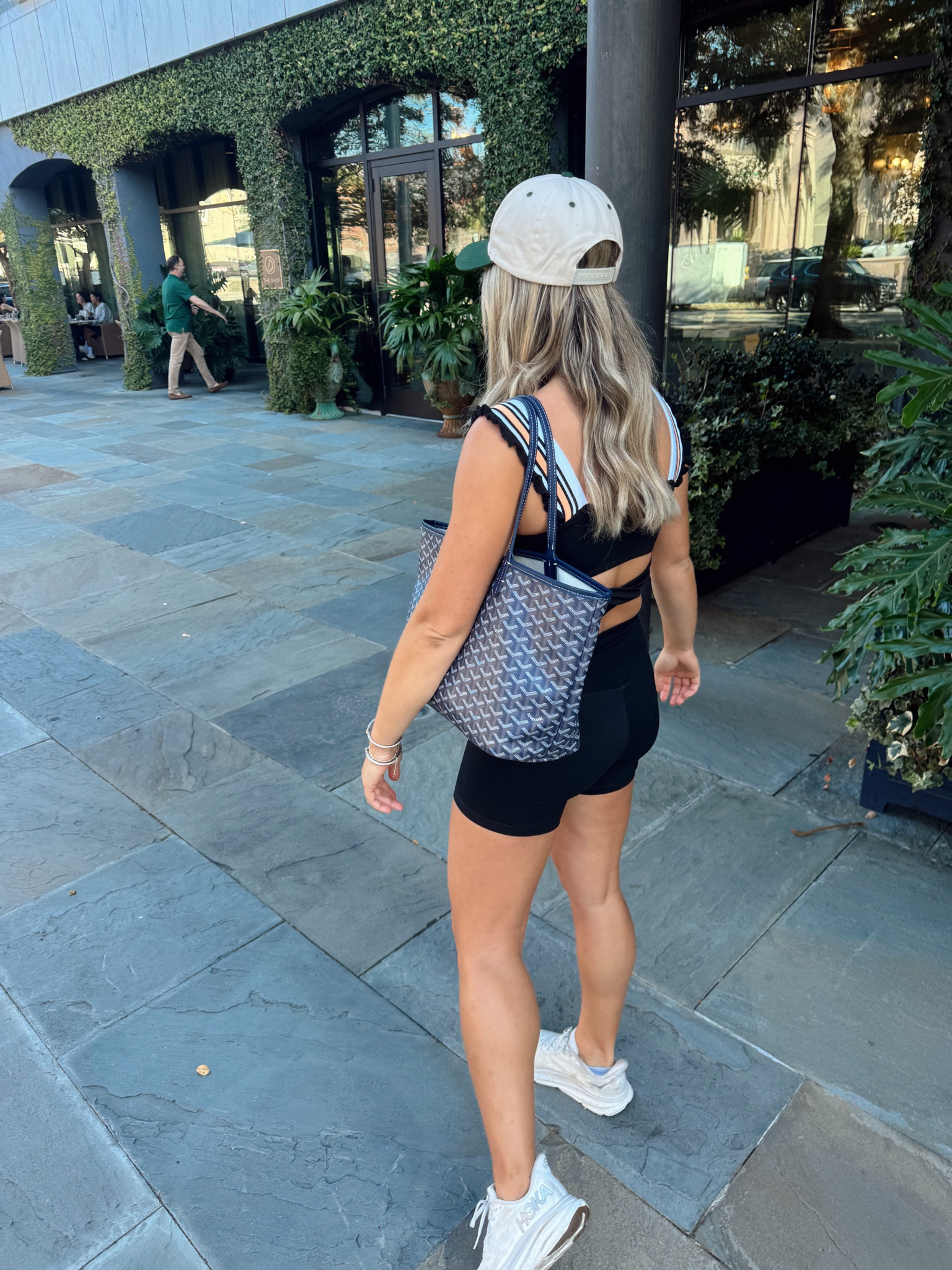 Exploring Charleston in the coziest athletic fit! Perfect for a day of sightseeing 🖤 #CharlestonStyle #AthleisureVibes #OOTD

#LTKStyleTip #LTKFindsUnder50 #LTKActive