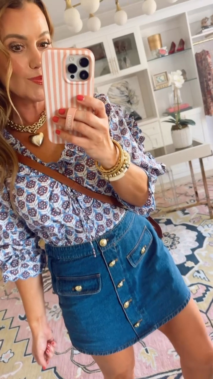 The cutest denim skirt! Code LAUREN15 wearing a size small. Shirt is old. I’m leaking something similar.

Follow my LTK @laurenlefevre on the @shop.LTK app to view this post and get my exclusive app-only content!

#LTKStyleTip #LTKFindsUnder50 #LTKFindsUnder100