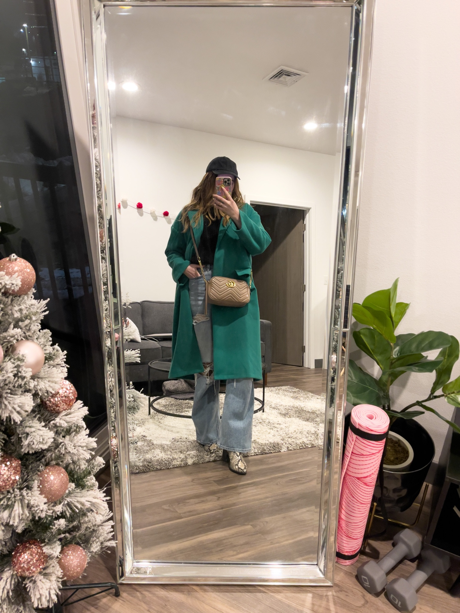 Casual winter outfit idea! Perfect for going out to coffee

I’m wearing a M sweater and size 9 boots

#LTKSeasonal #LTKunder100 #LTKstyletip