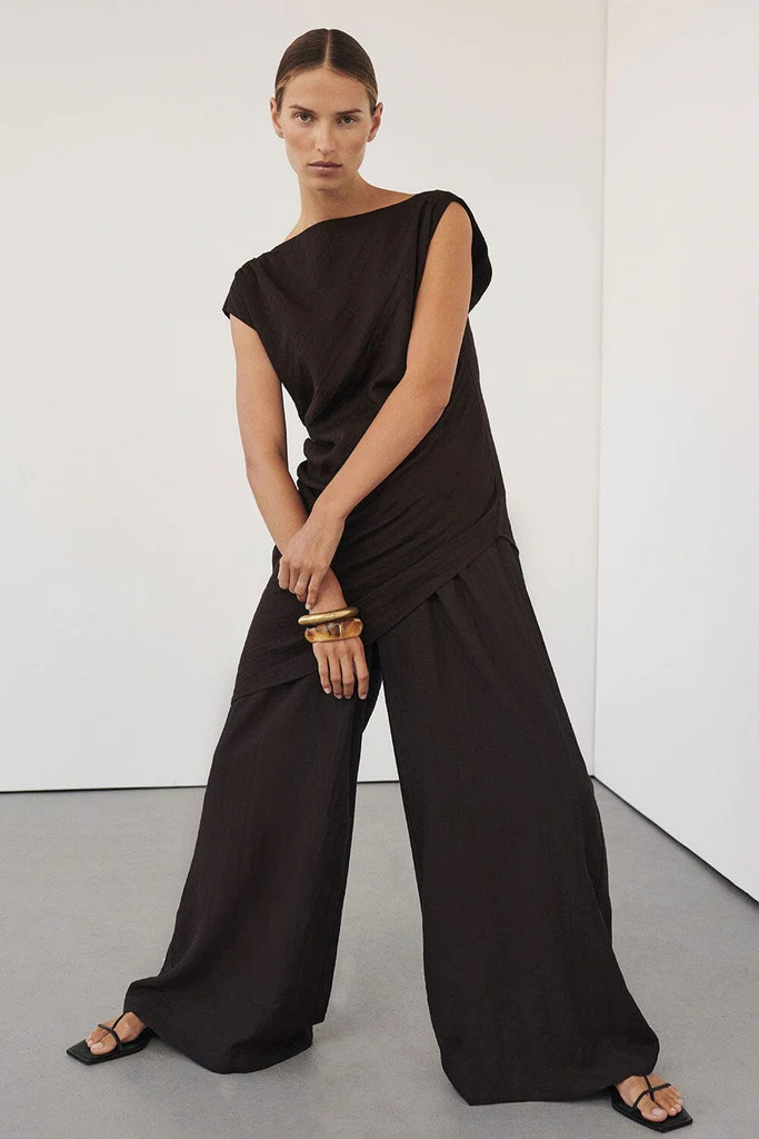 SHYLA BITTER CHOC ASYMMETRICAL TOP | DISSH