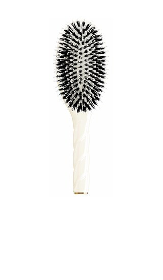 La Bonne Brosse Large Brush N03 in Creamy White. | Revolve Clothing (Global)