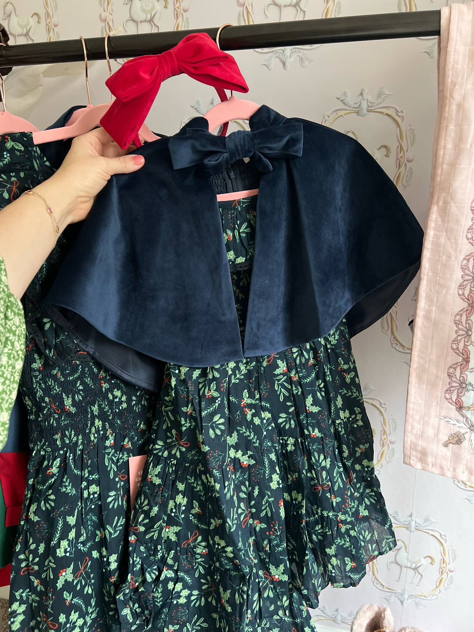 Cute holiday mom and me look 

#LTKHoliday #LTKfamily #LTKSeasonal