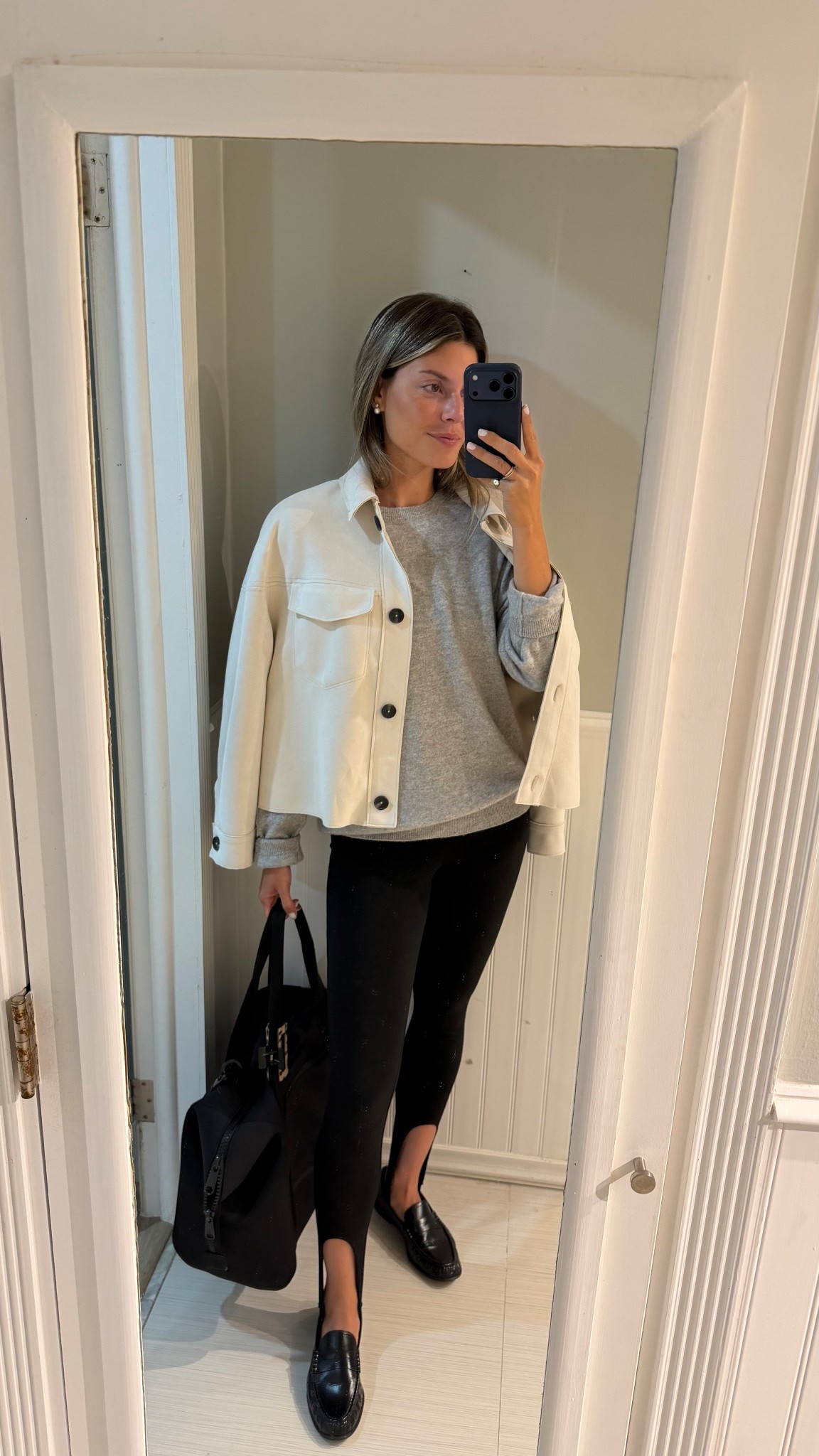 Travel fit✈️


Airport outfit, travel outfit, comfortable outfit, stirrup leggings, easy ootd, carry on bag

#LTKgrwm #LTKTravel #LTKootd