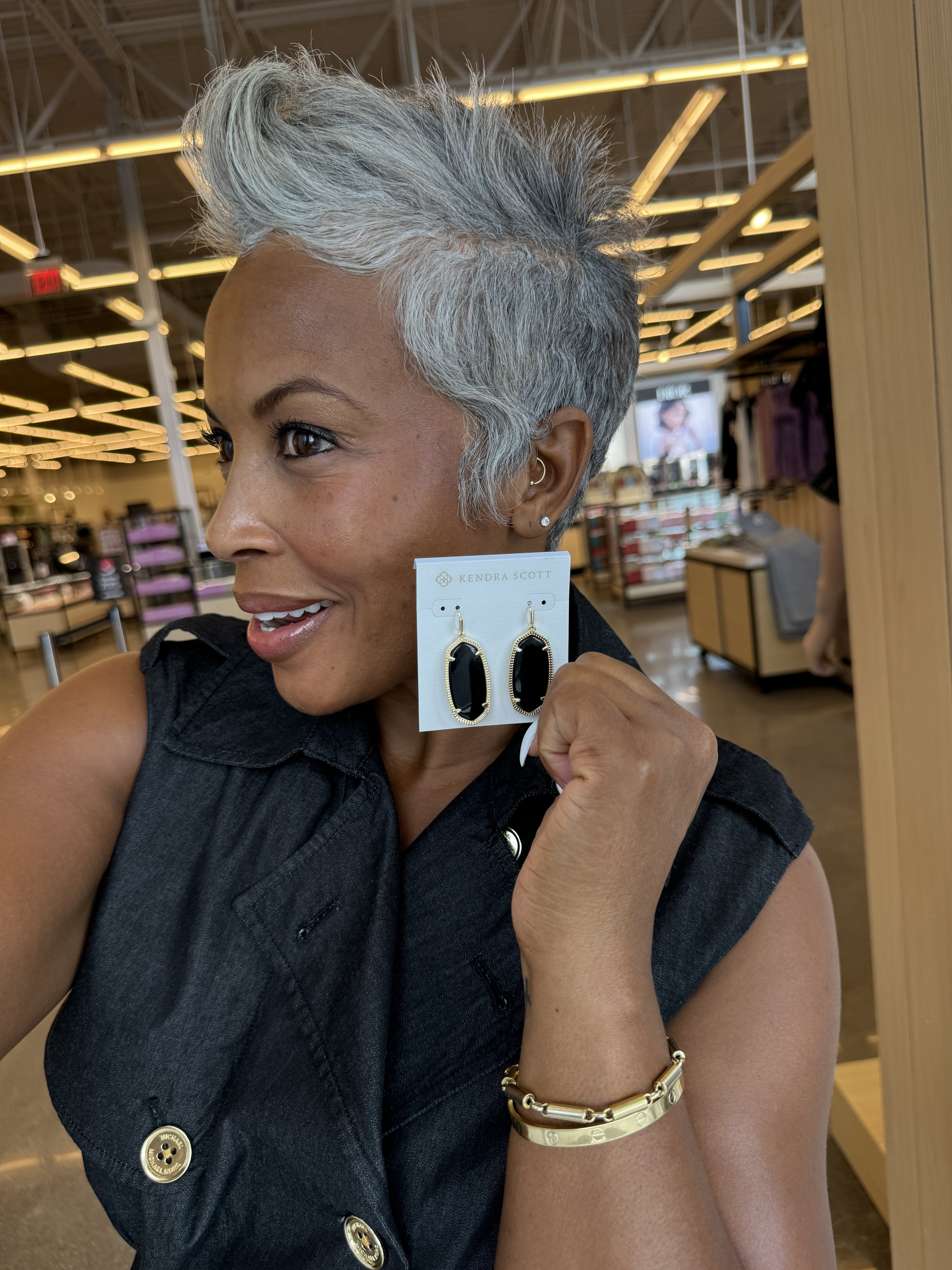This earrings are so cute. Found it @macy's together with the dress.

ftts | wearing size small


#fashion #styletips #jewelry #earrings #accessories #elegant #ootd

#LTKStyleTip