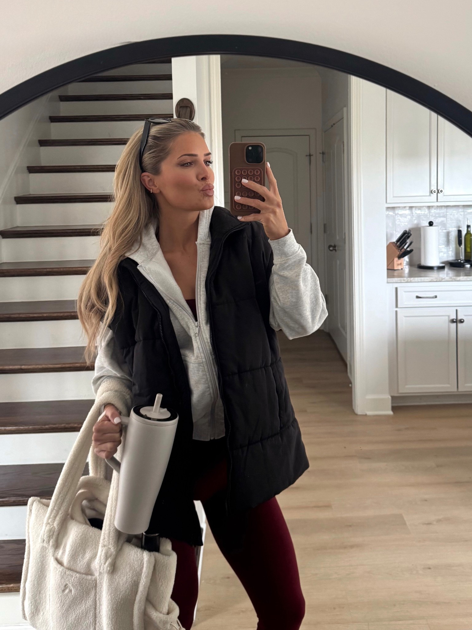 My favorite vest! Size large! 

Oner code | SAMC

#LTKStyleTip #LTKFindsUnder50 #LTKActive