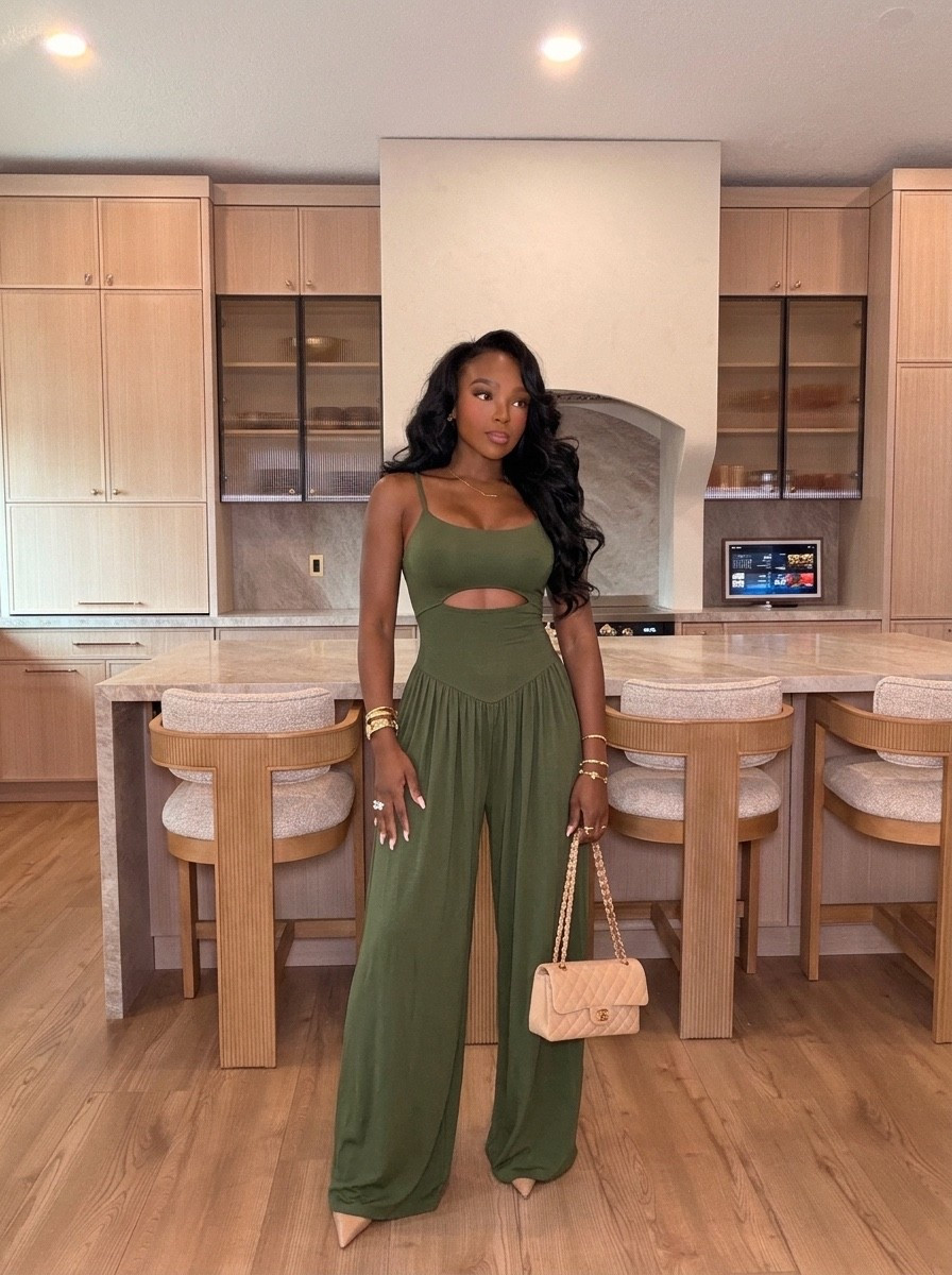 Scroll to shop! ✨ Everything from this look is linked below. 👇🏽    Wearing: Size Small | 5’4” | 140 lbs  📲   Download the FREE LTK app & follow me (@kirasfashionfinds) to shop all my daily finds.  #LTKootd #LTKPetite #LTKU