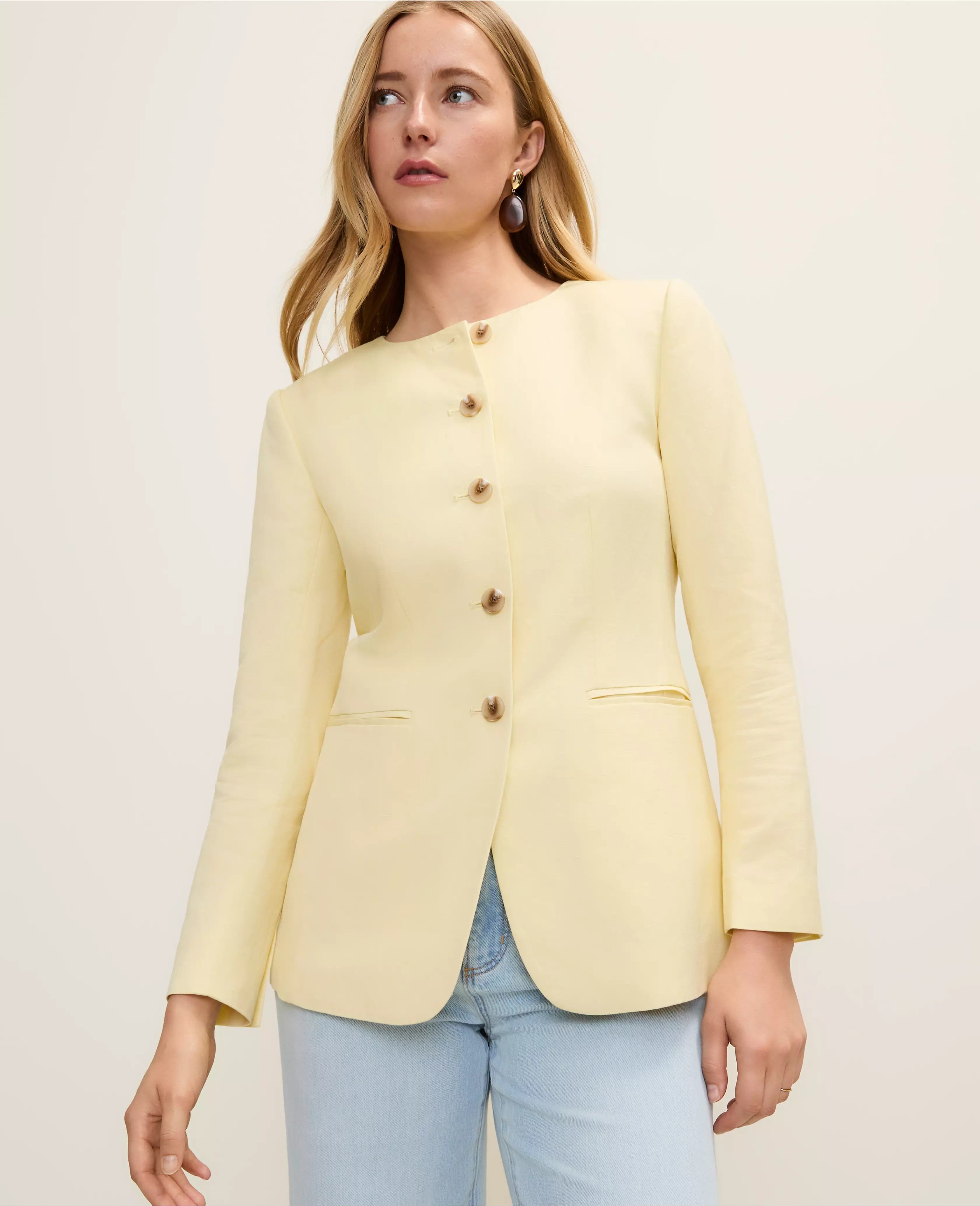 The Cutaway Jacket in Linen Blend | Ann Taylor