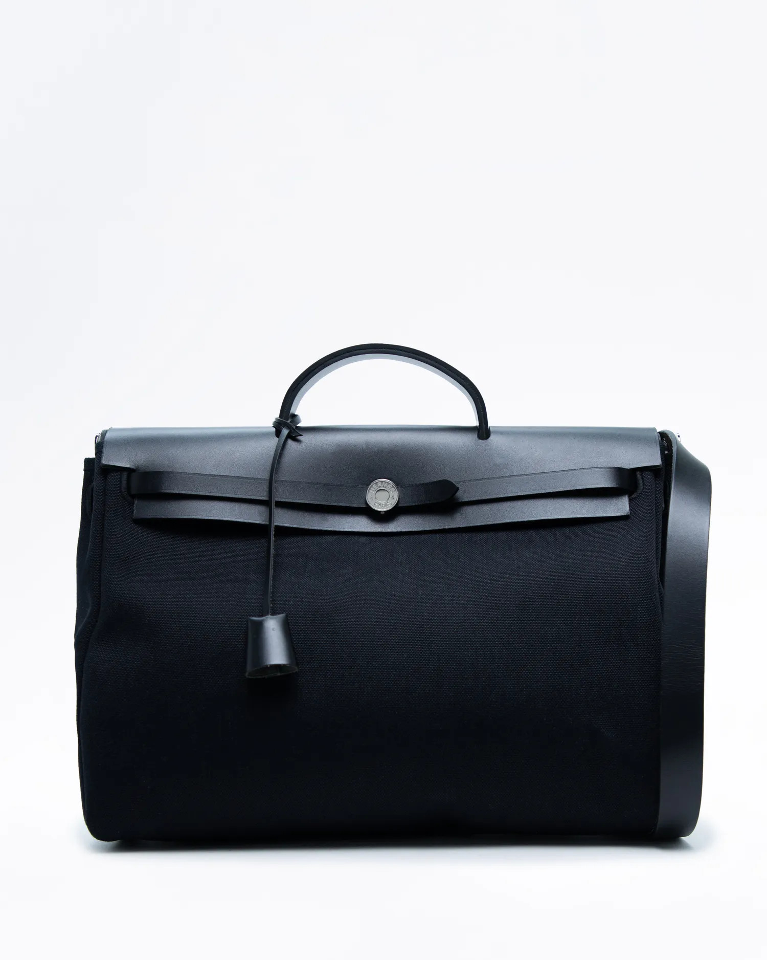 Herbag Messenger 39 Bag | Vivrelle