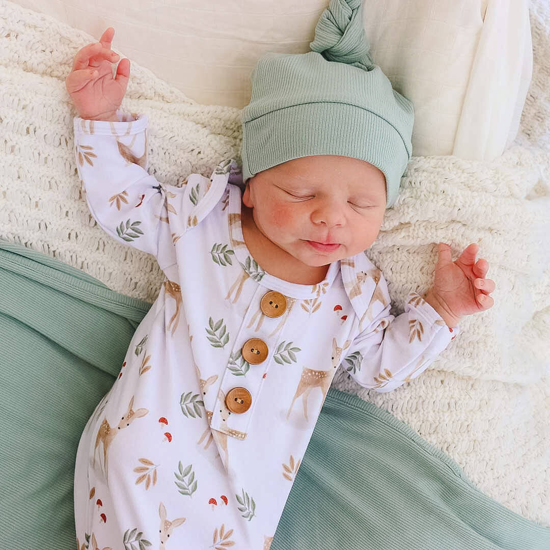 Finley's Fawn Newborn Baby Knot Gown & Hat | Caden Lane