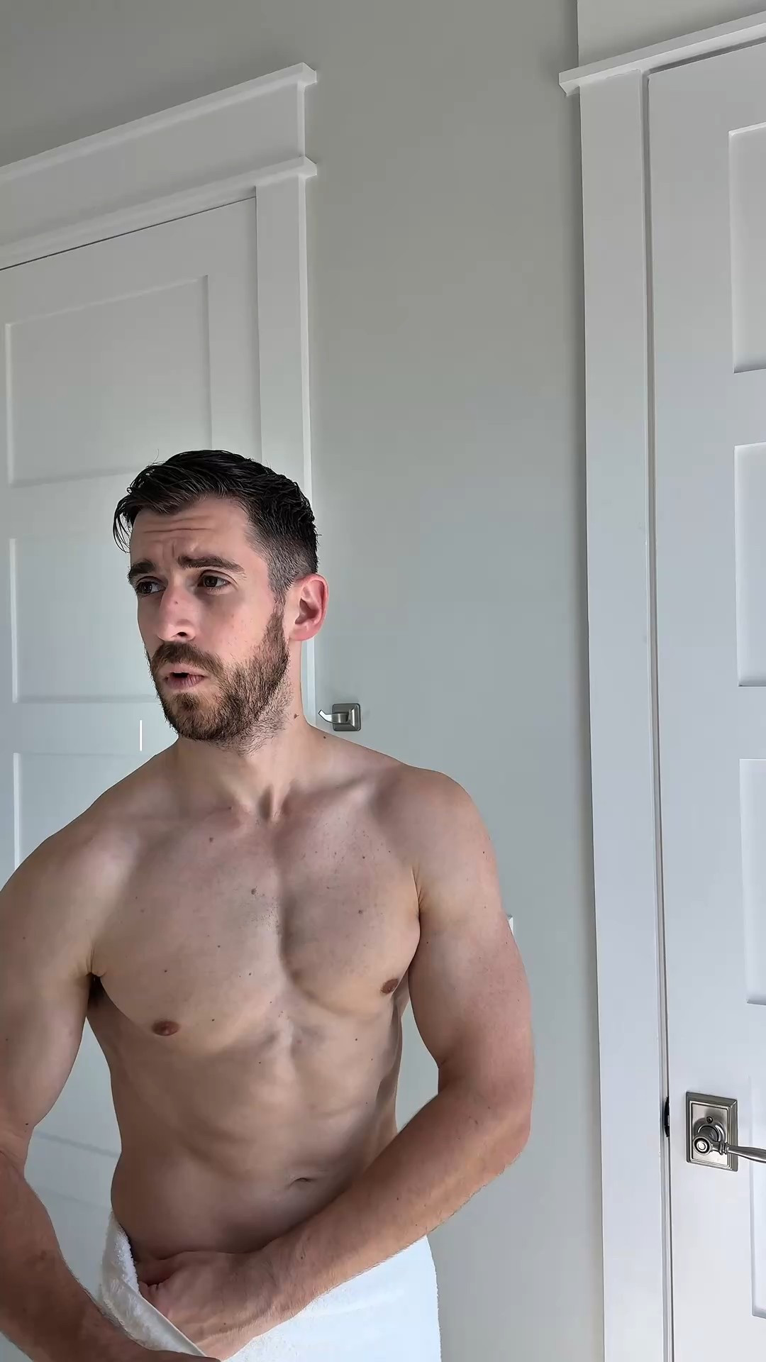 An easy date night skincare routine using some of my favorite skincare products from @biotherm. You can shop the bundle here! I recommend the cleanser and moisturizer! 👌 #ad #BiothermPartner #PaidLink #Biotherm #AquaPower