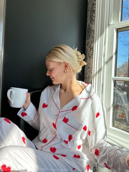 Perfect gift for Valentine’s Day ❤️ VDAY pajamas from Print Fresh
#valentinesday #VDAY

#LTKGiftGuide #LTKSeasonal #LTKwedding