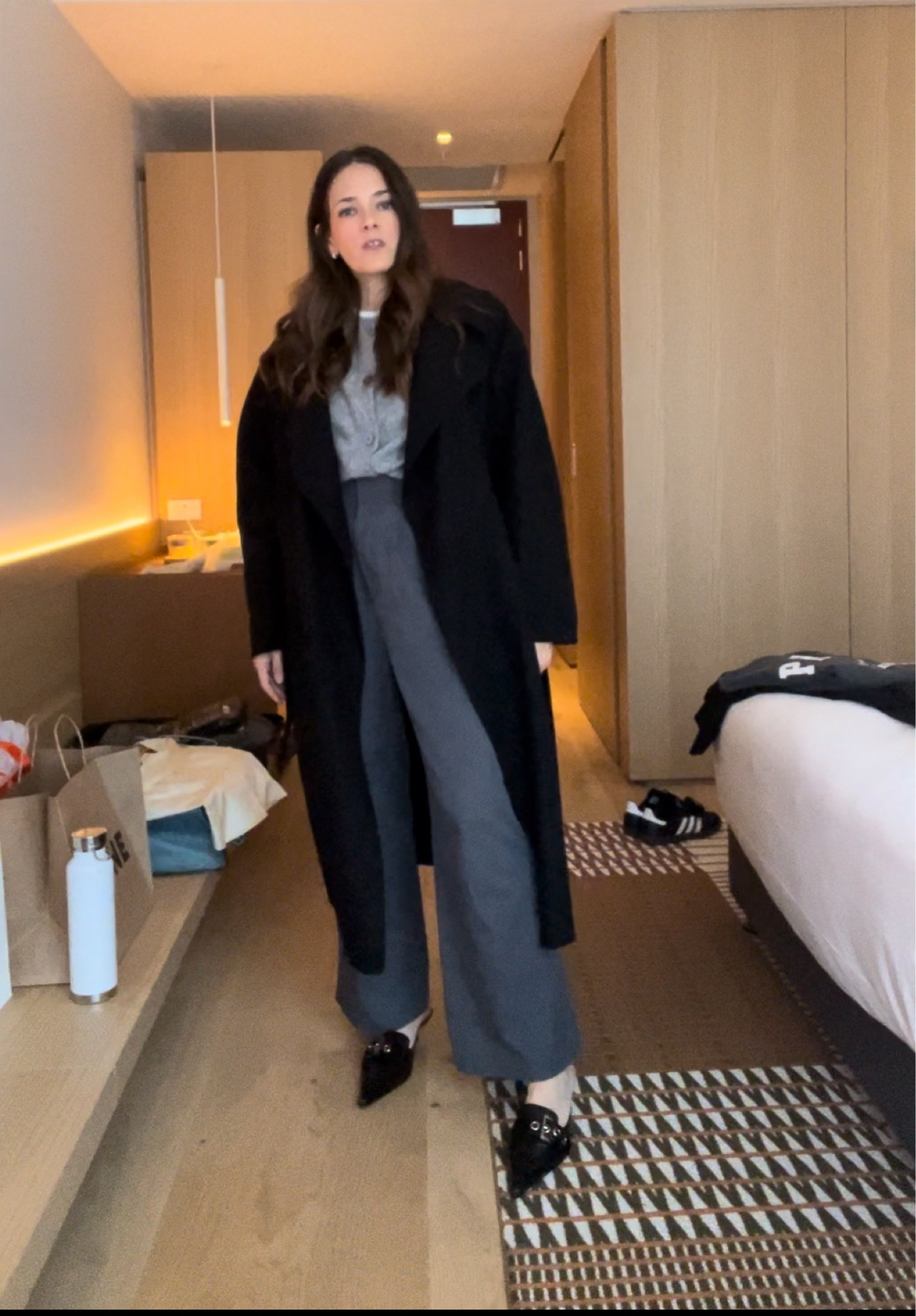 Grey and black winter look with a big coat to keep warm. 

#LTKaustralia #LTKstyletip #LTKnewzealand