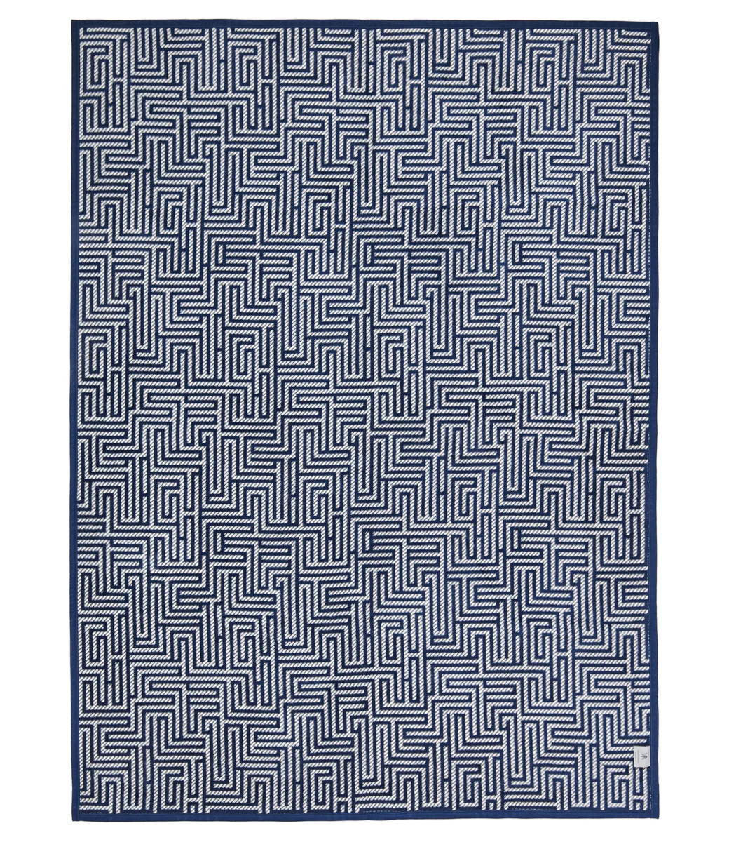 Harbor Tides Navy Blanket | ChappyWrap