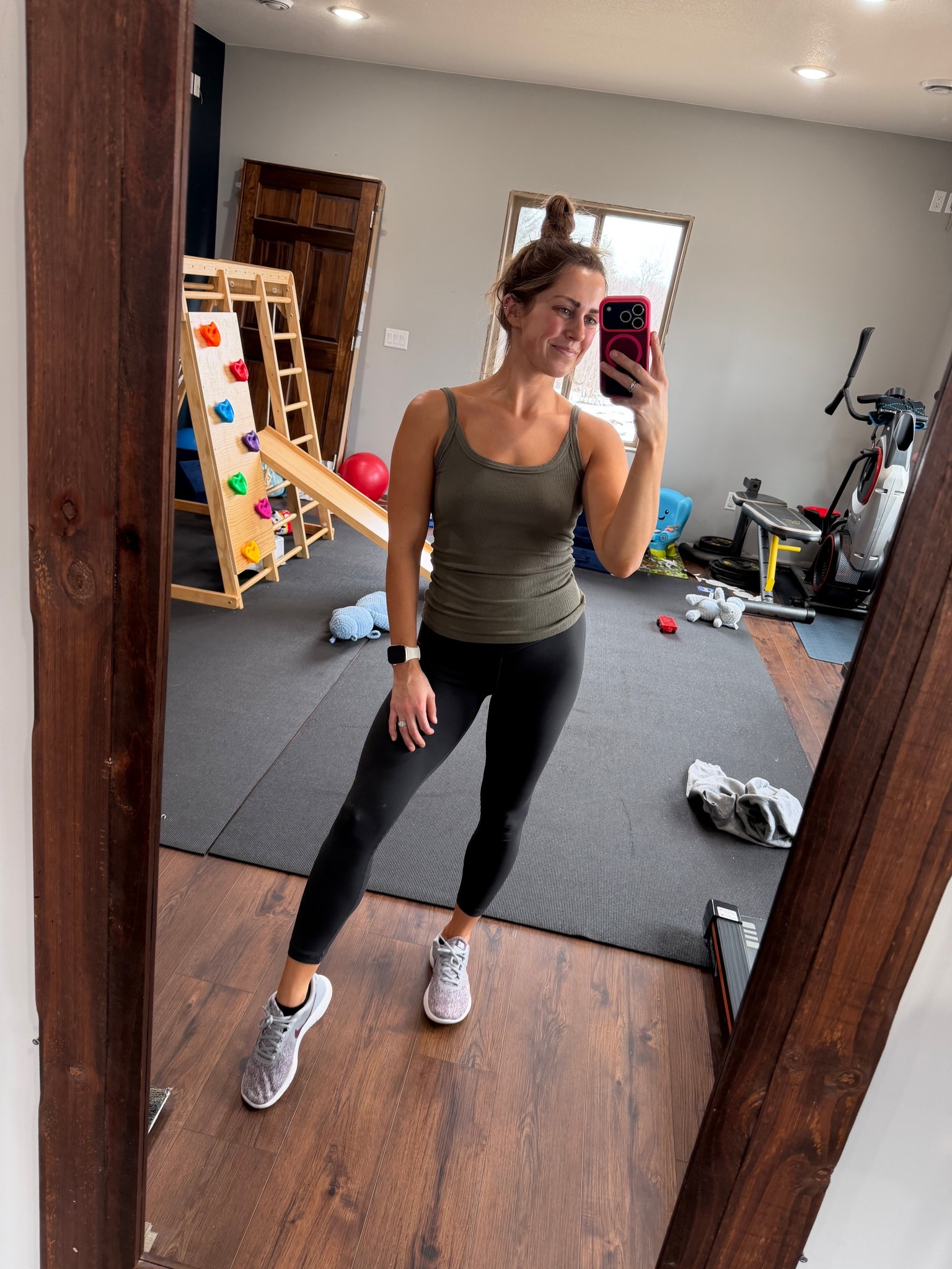 10/10 with the tank tops 💚🤍

#LTKActive #LTKmomlife #LTKootd