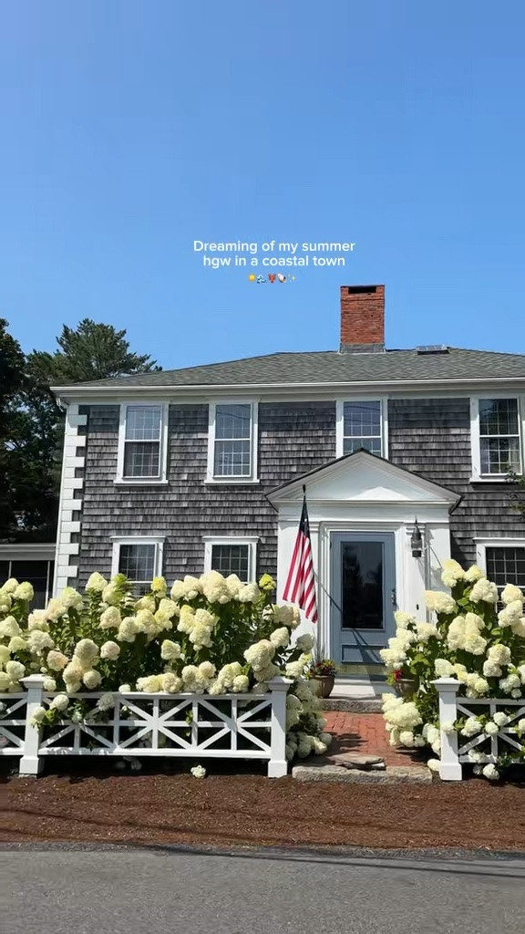 Coastal cape cod home finds 🦞

#LTKdayinmylife #LTKTravel #LTKHome