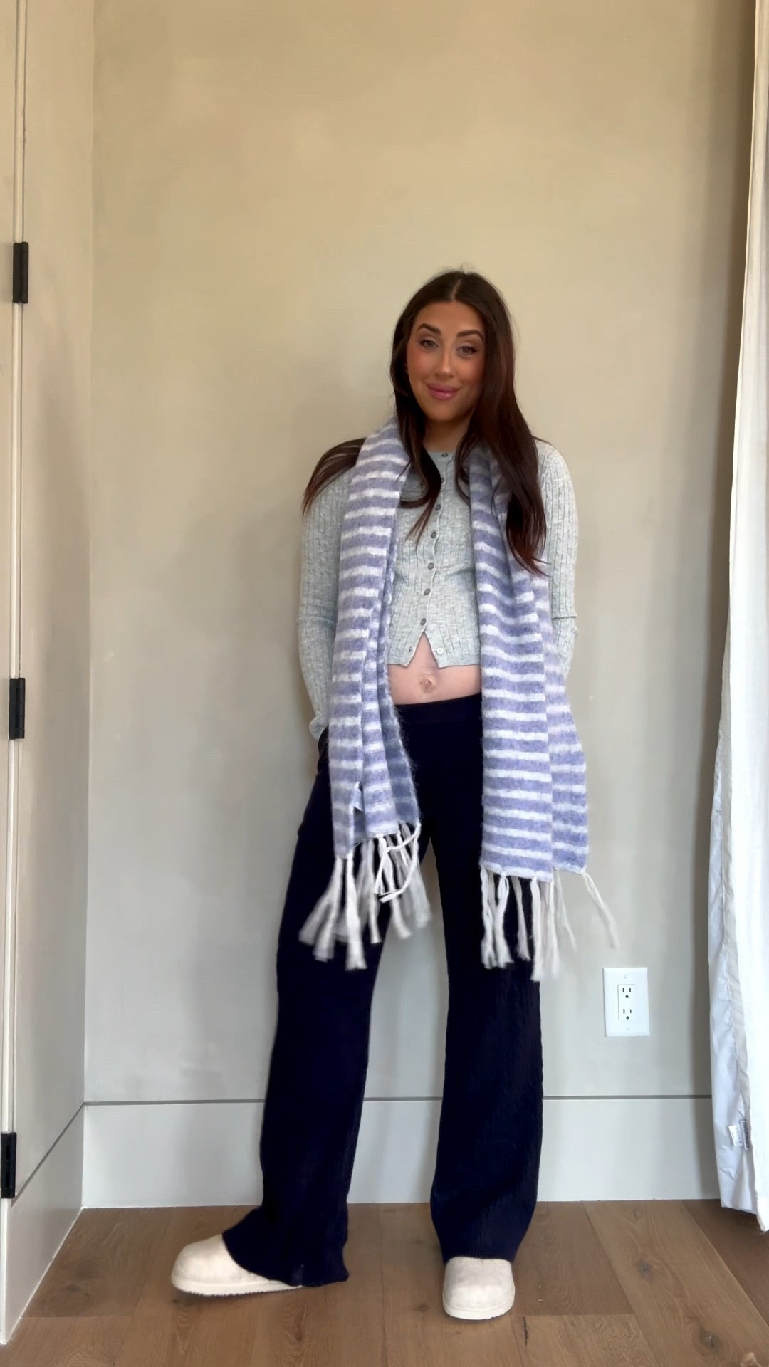 Top: medium 
Bottoms: small 

Dressupbuttercup.com #dressupbuttercup #dederaad


#LTKGiftGuide #LTKSeasonal #LTKHoliday