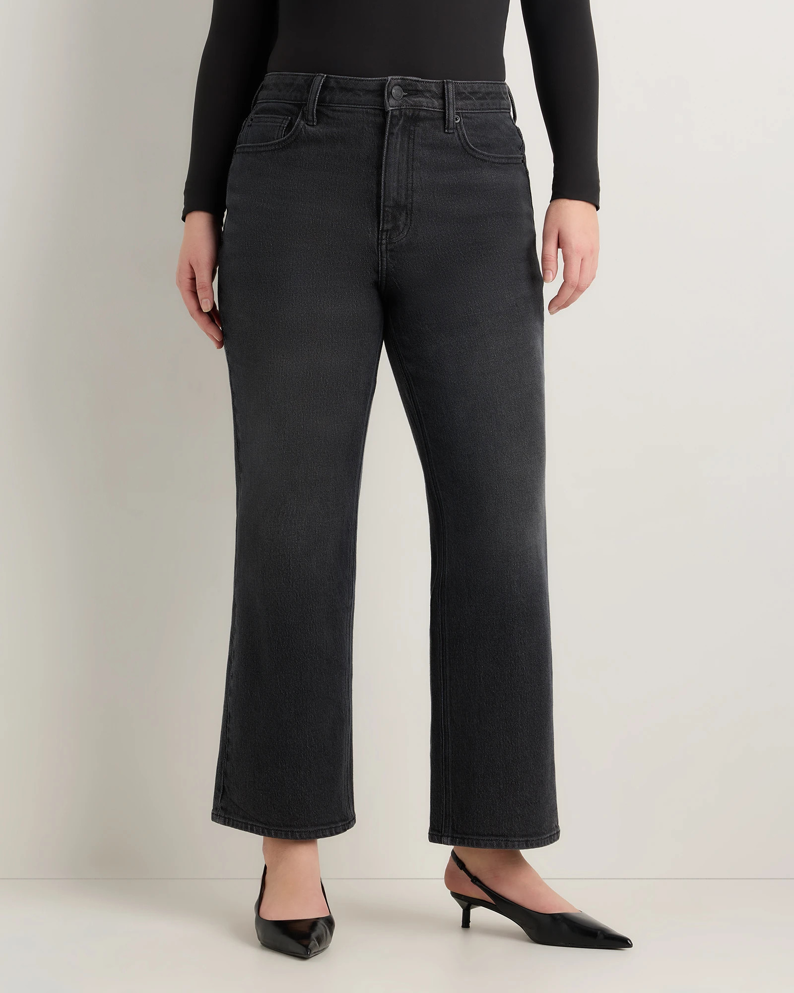 Curvy Bella Stretch Relaxed Straight Jeans | Quince