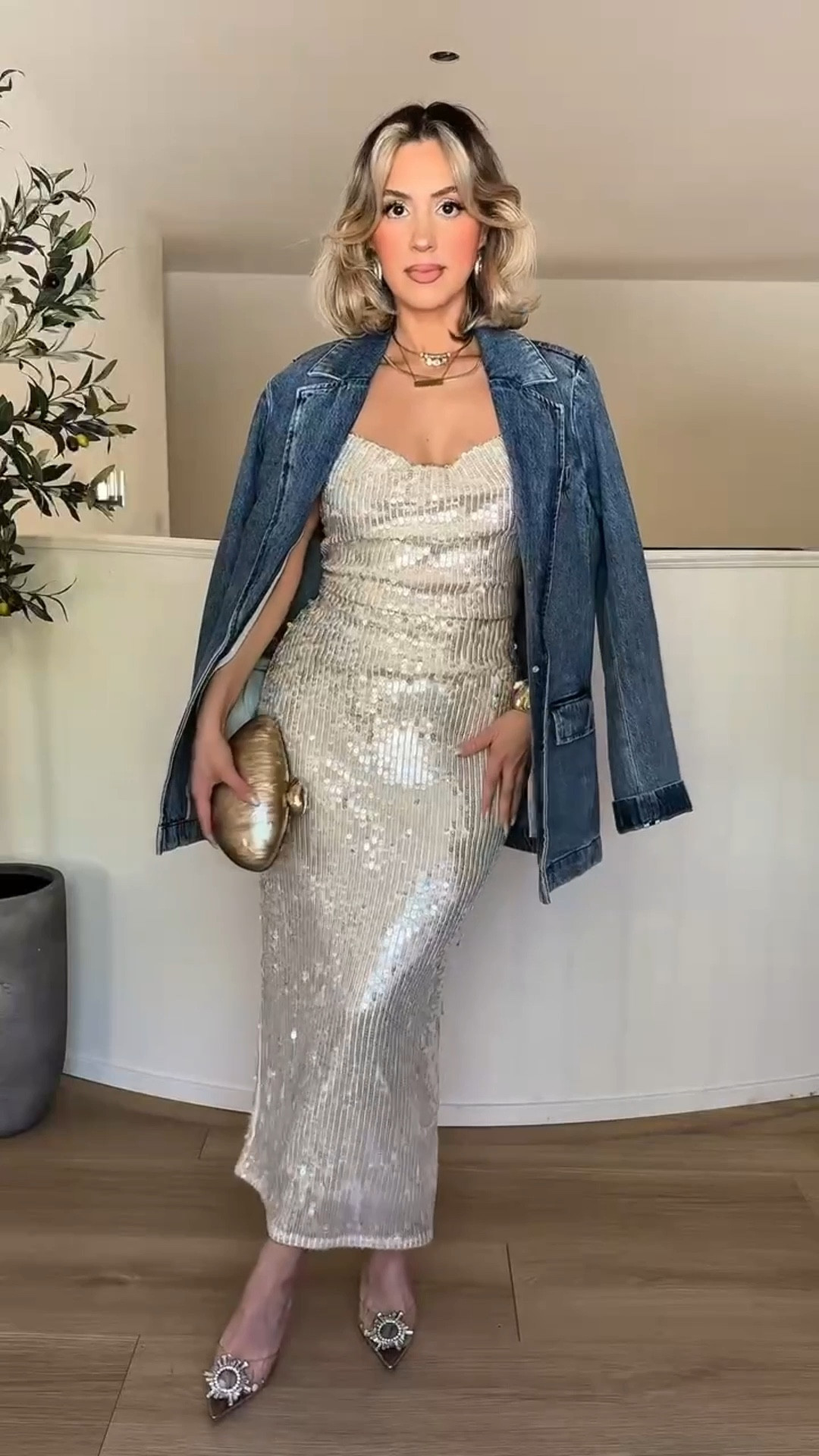 Denim & Sparkle ✨

#LTKHoliday #LTKgrwm #LTKootd