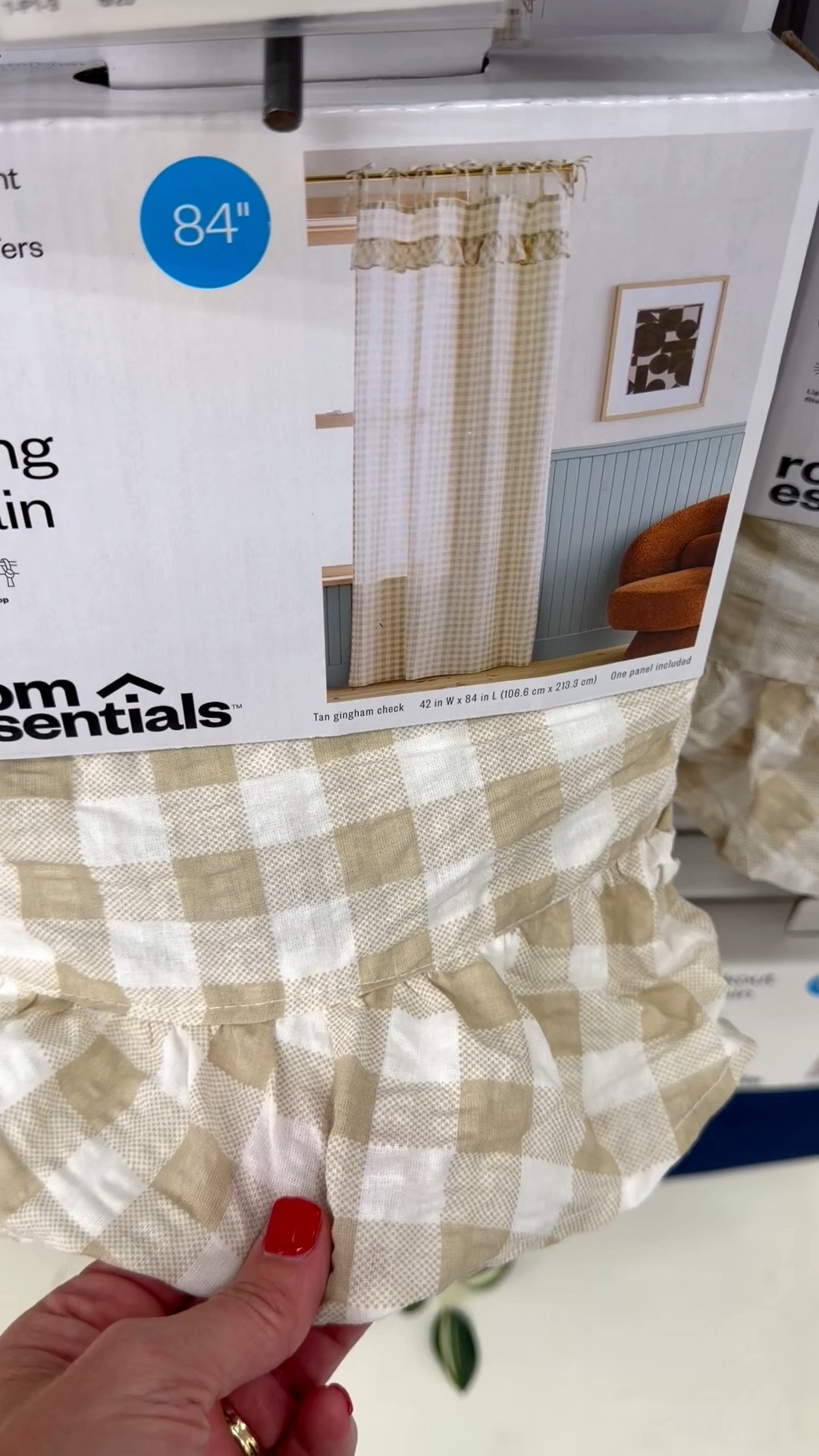If you’re looking for inexpensive gingham curtains, these are super cute. They come in black gingham too. #target #targetambassador

#LTKHome