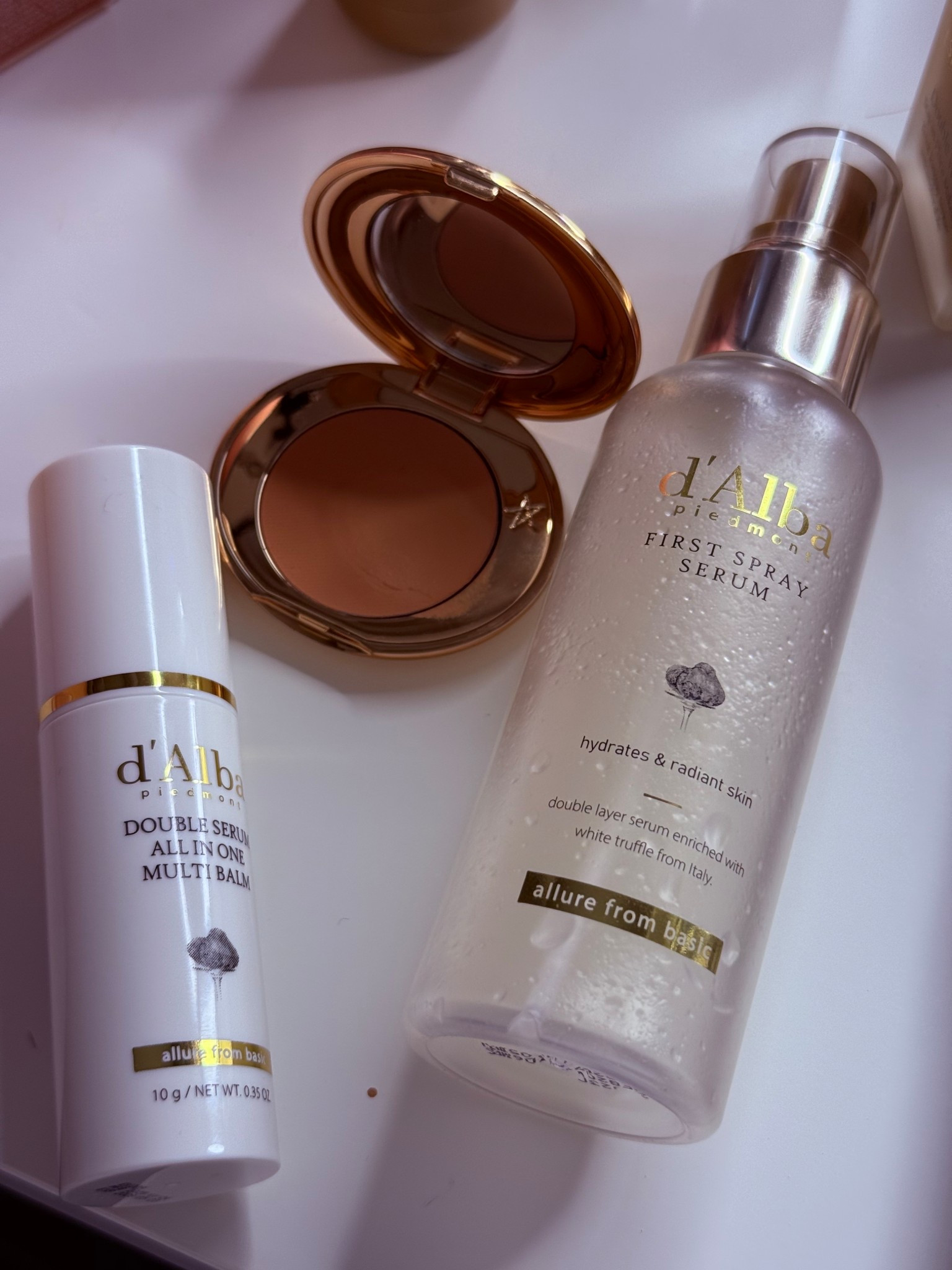 The essentials✨

The best colour corrector🤩
And if you have 40+ skin these d’Alba products are THE BEST.

Super hydrating for dryer skin.


#LTKgrwm #LTKOver40 #LTKBeauty