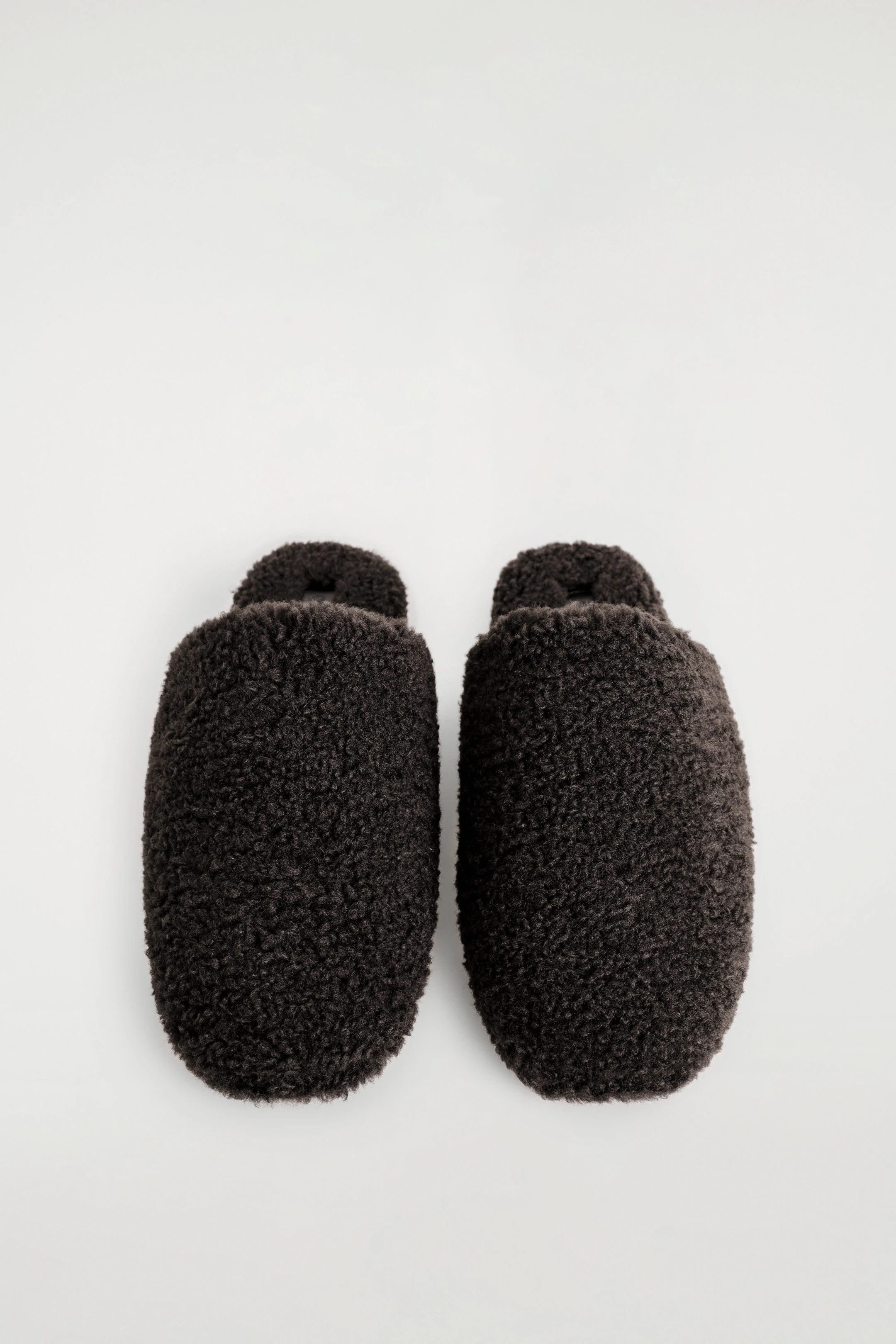TEDDY MULES - DARK BROWN | COS US | COS (US)