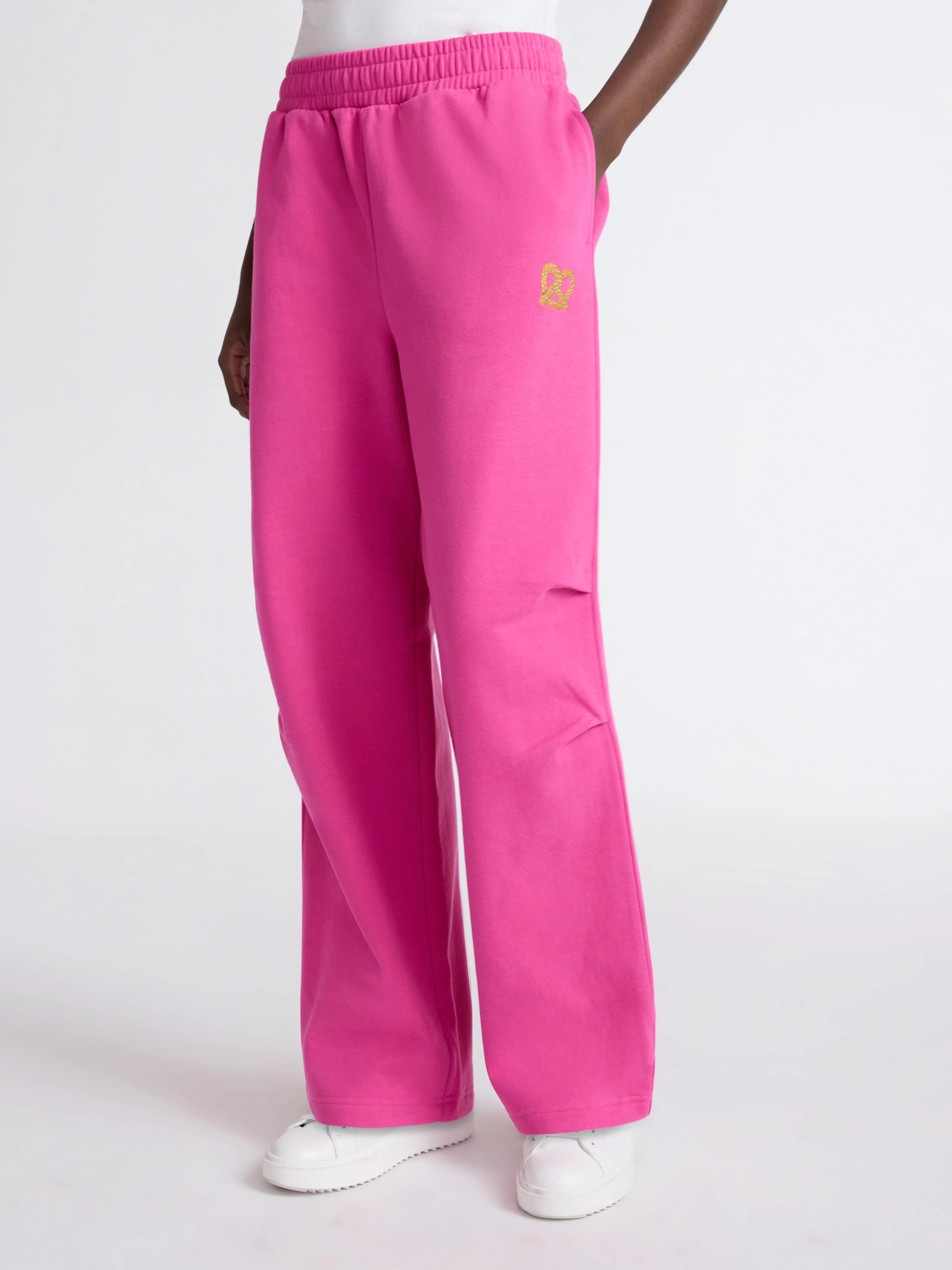 Scoop Limited Edition Women’s and Women's Plus New York Sweatpants with Embroidery, Sizes XS-4X | Walmart (US)