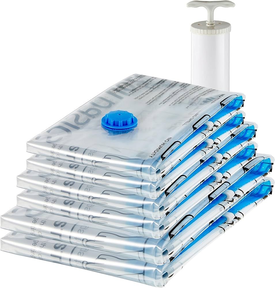 Amazon Basics Multiple Vacuum Compression Zipper Storage Bags with Hand Pump - 6-Pack (2 Jumbo, 2... | Amazon (US)