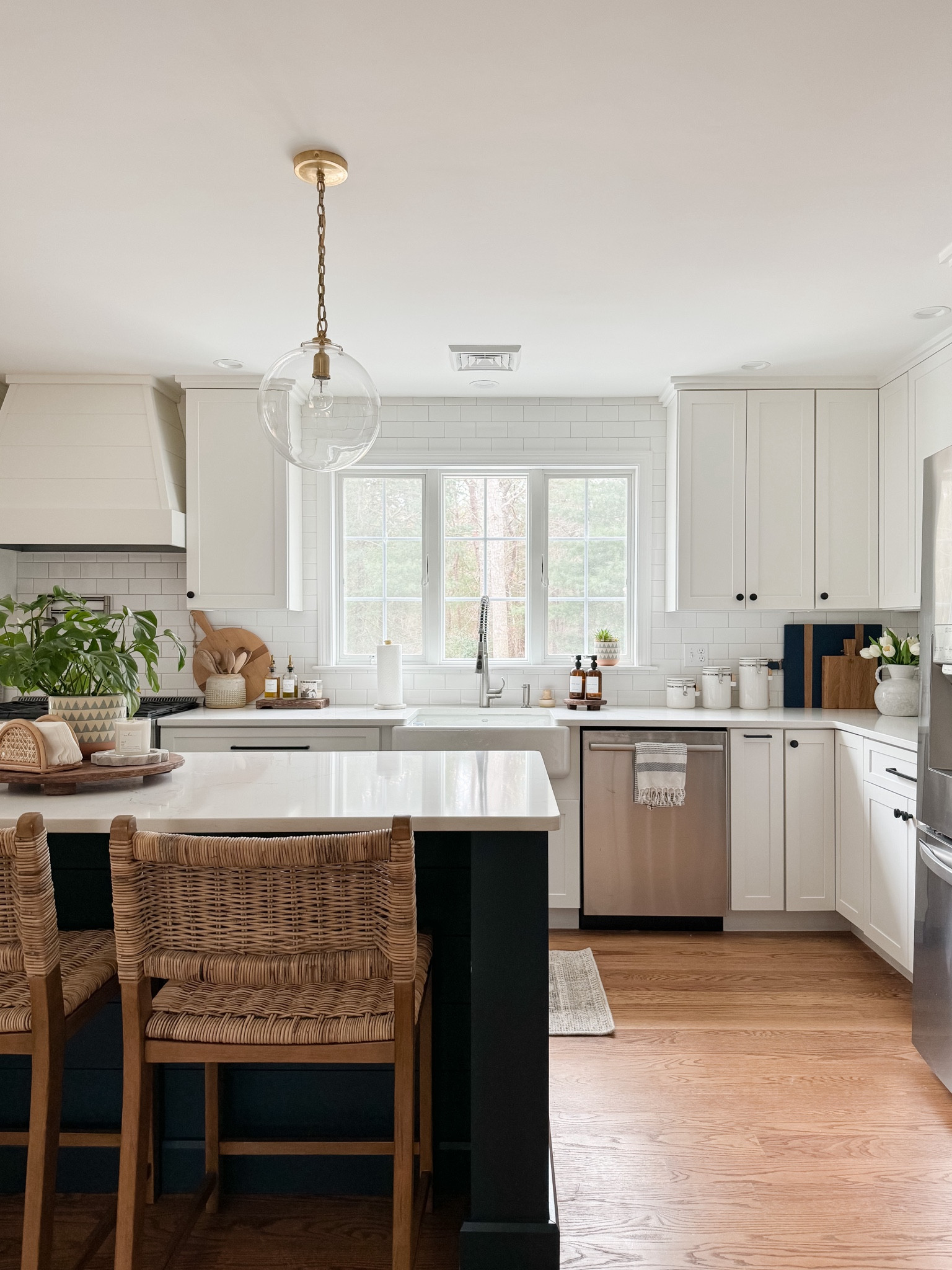 Affordable Kitchen Decor

Kitchen holiday decor, Home finds, home decor, home inspo, decor finds, decor inspo, affordable home, affordable decor, amazon home, amazon finds, amazon decor, neutral home, home inspo, home styling

#LTKFindsUnder50 #LTKStyleTip #LTKHome