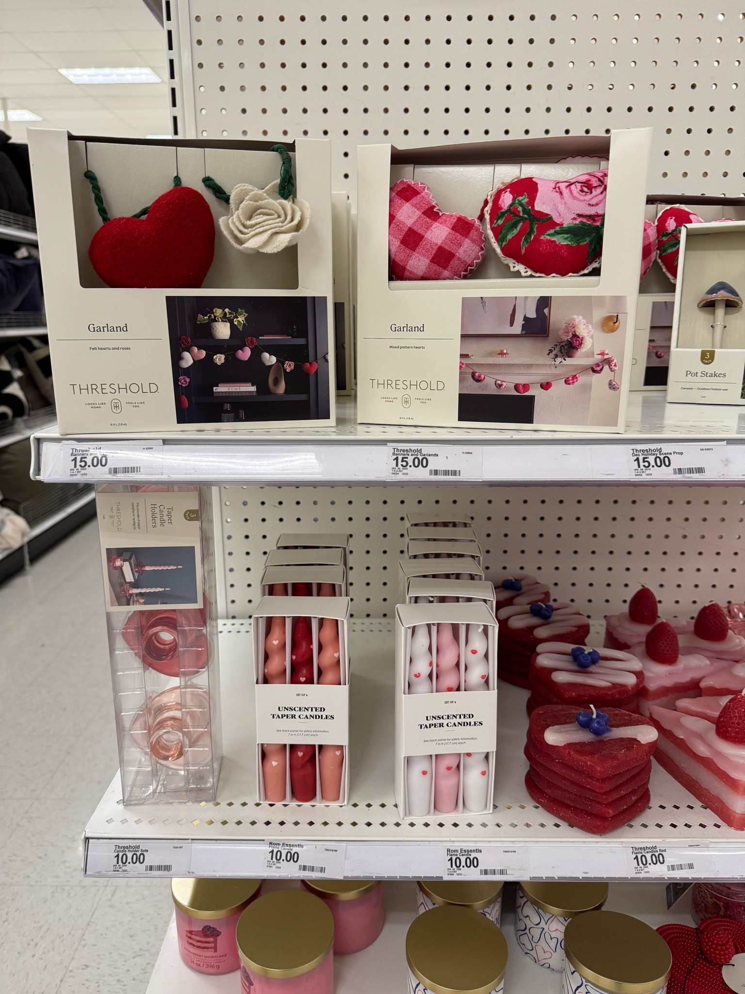 Getting in the Valentines spirit! #valentinesdecor

#LTKParties #LTKSeasonal