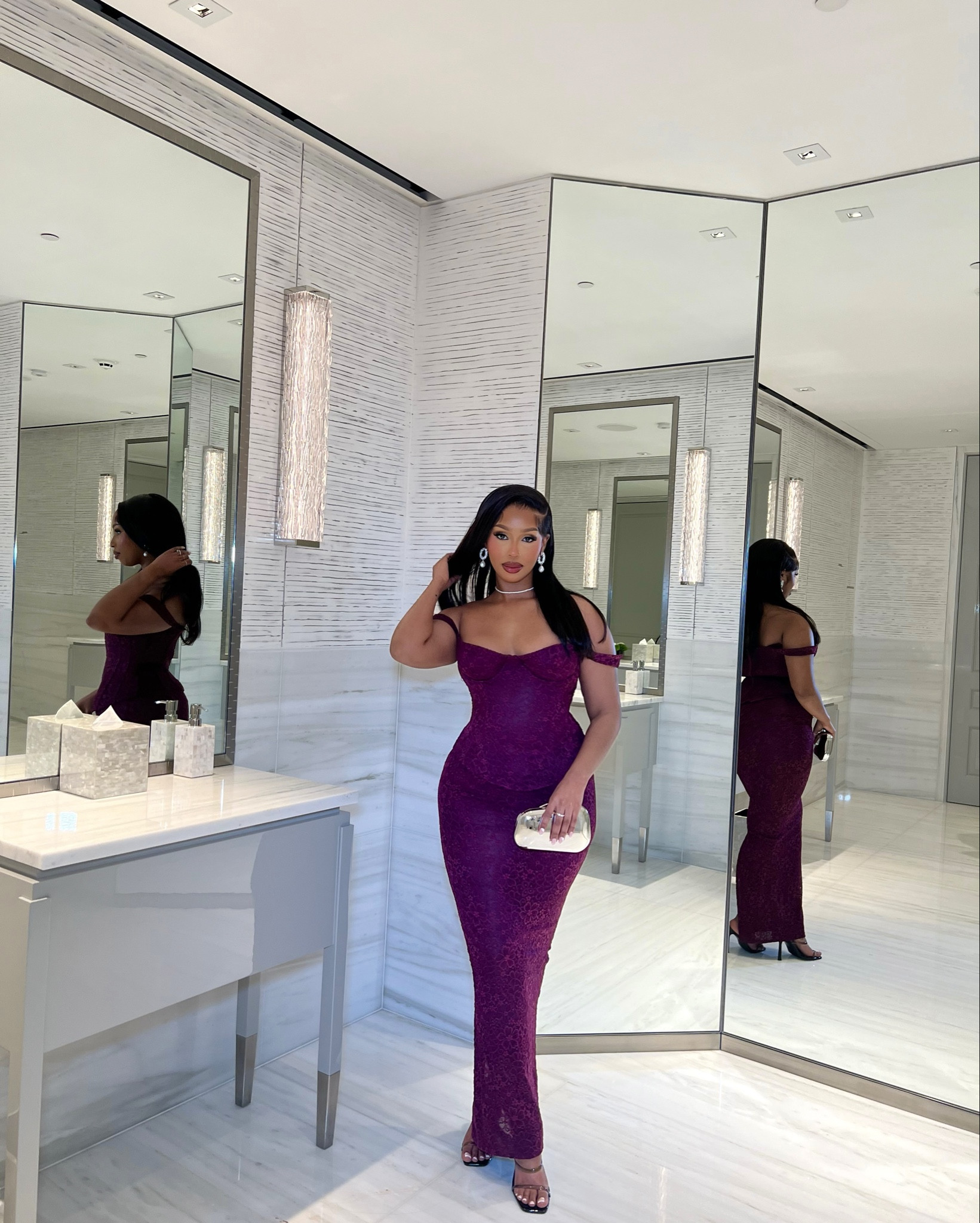 So elegant, I lovee. I got my bag from Mango however they no longer have it in stock . I’ve listed a similar alternative 

#ThisIsMyBestT #LTKpartywear #LTKwedding