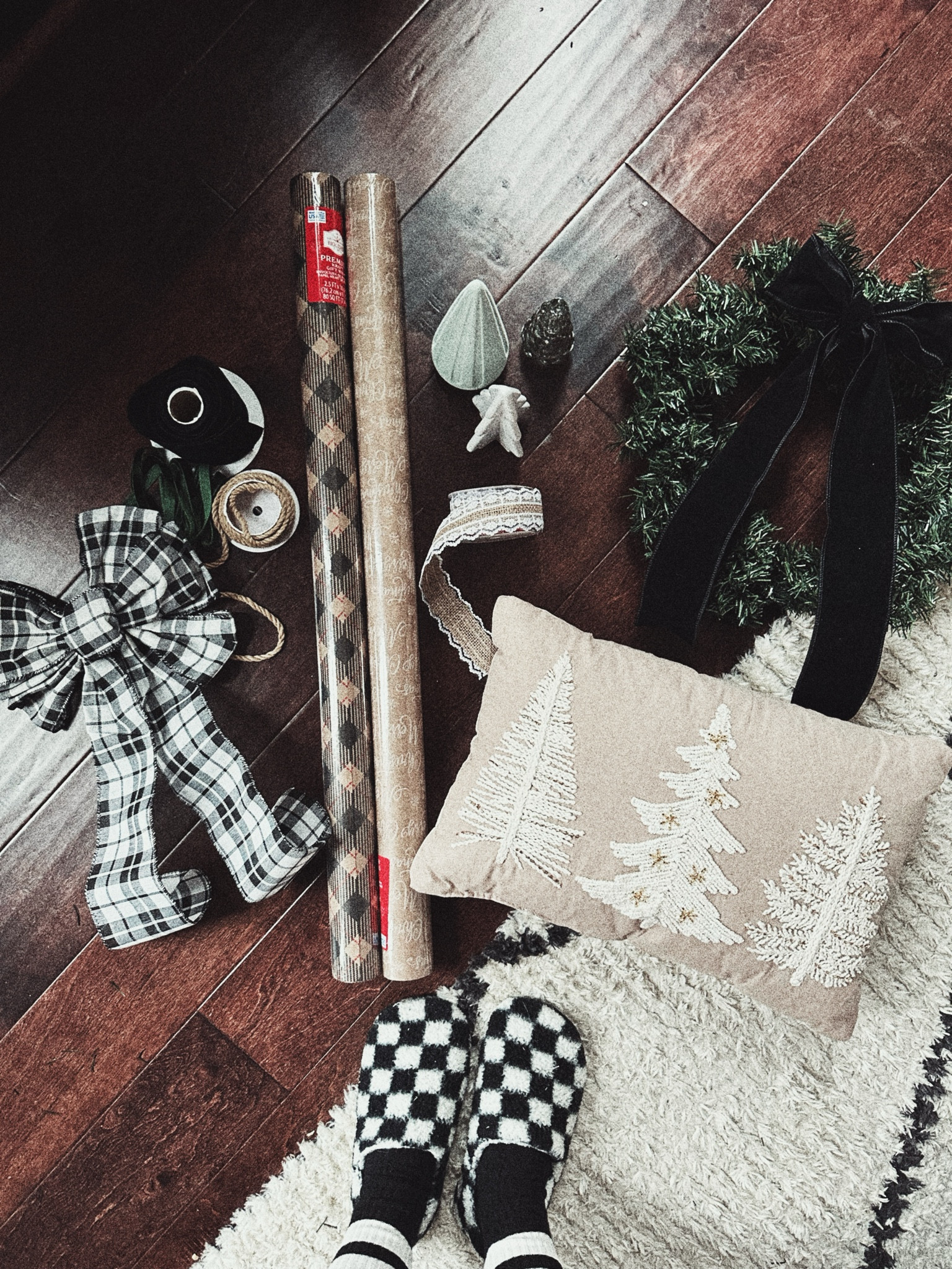 CHRISTMAS HAUL || @walmart @target @kohls

#LTKhome #LTKHoliday #LTKSeasonal