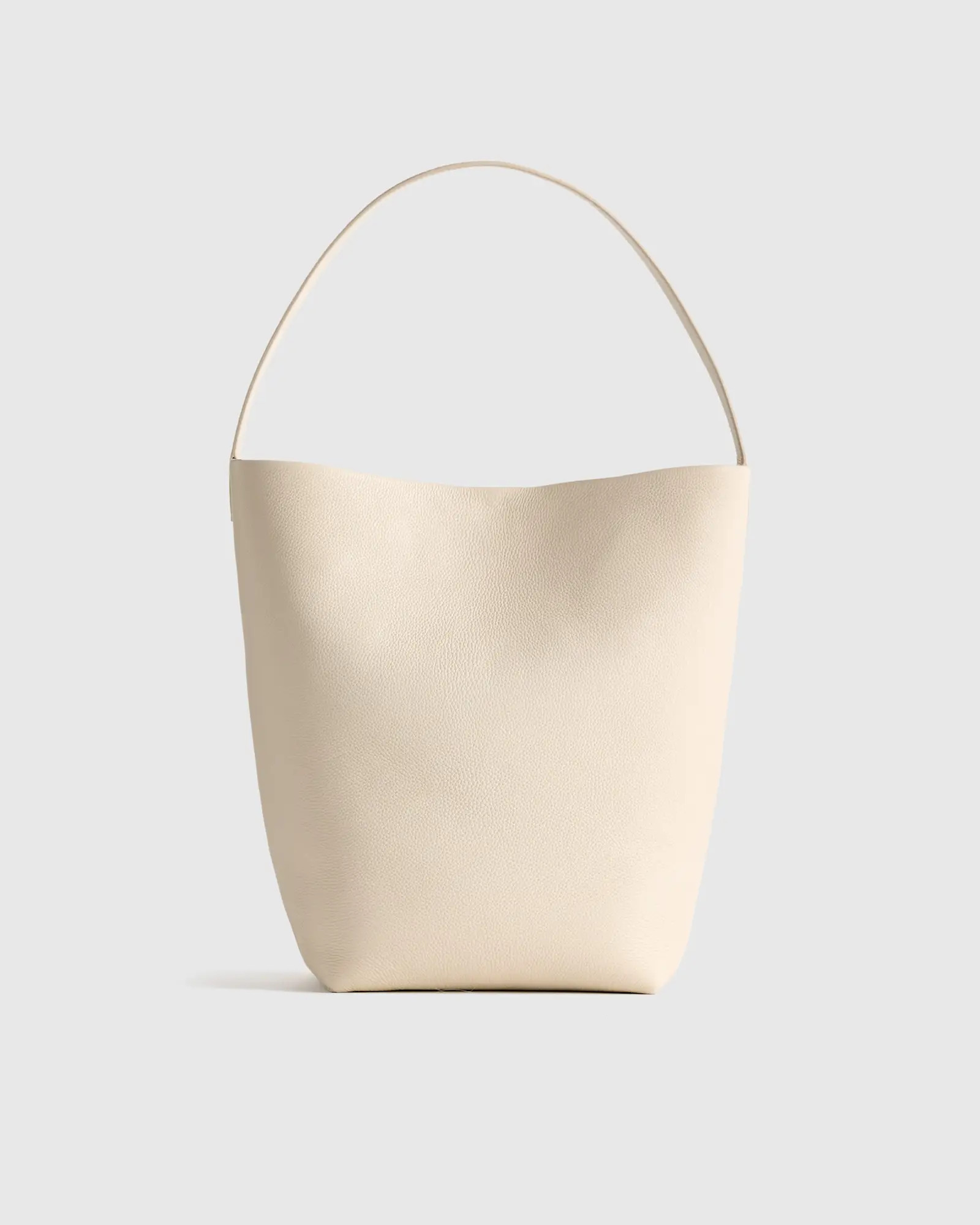Italian Leather Large Soft Bucket Shoulder Bag in Soft Ivory | Quince