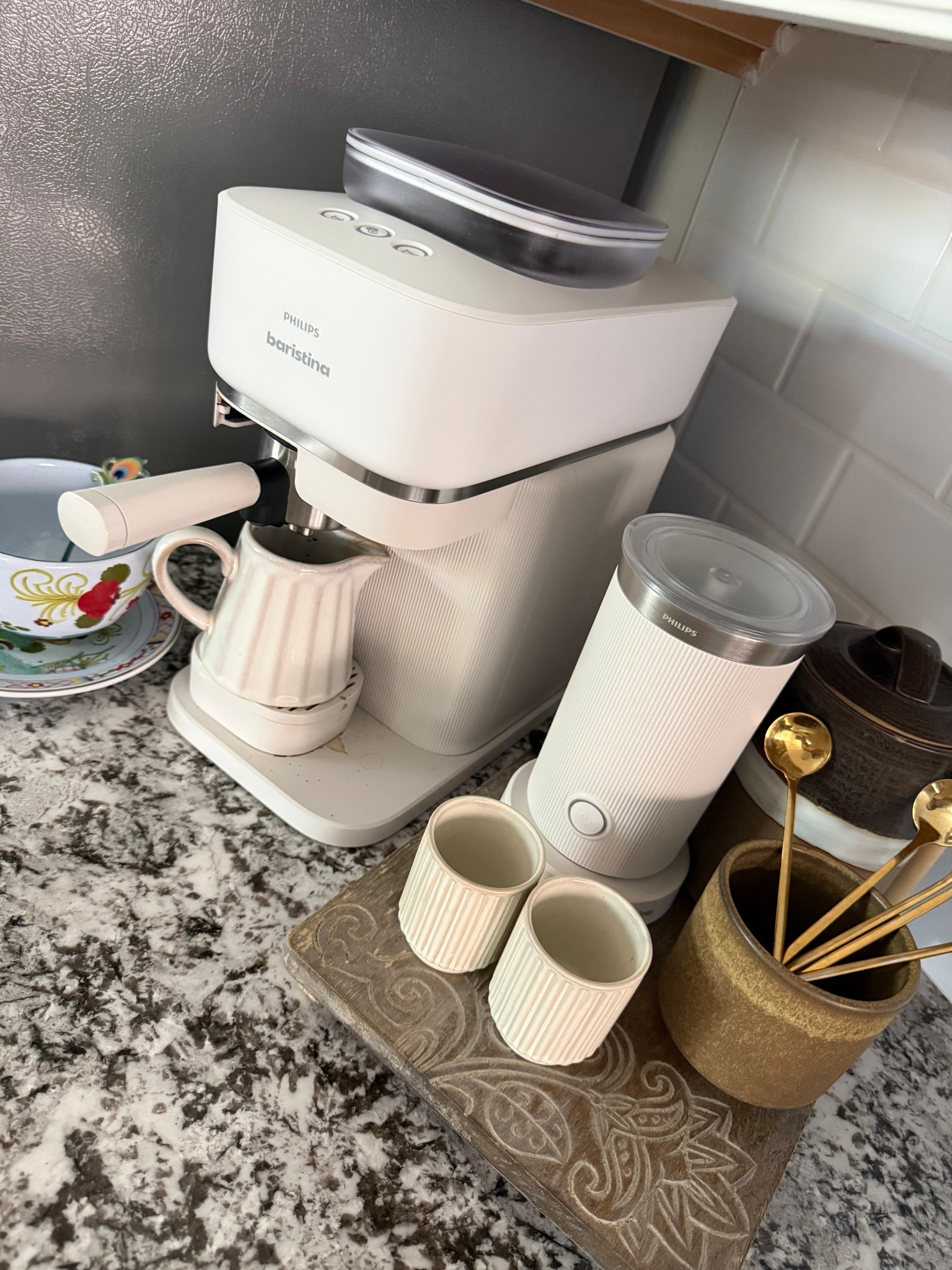 ☕️✨ Barista vibes at home—now on sale! My go-to automatic espresso machine (and yes, the milk frother too 🙌🏼) are both discounted right now. Perfect time to upgrade your coffee game.

#CoffeeLovers #EspressoAtHome #MorningRitual #KitchenFavorites #BaristaVibes #CoffeeTime #LatteLove #DailyBrew #HomeCafe #LTKHome #LTKKitchen #LTKSale