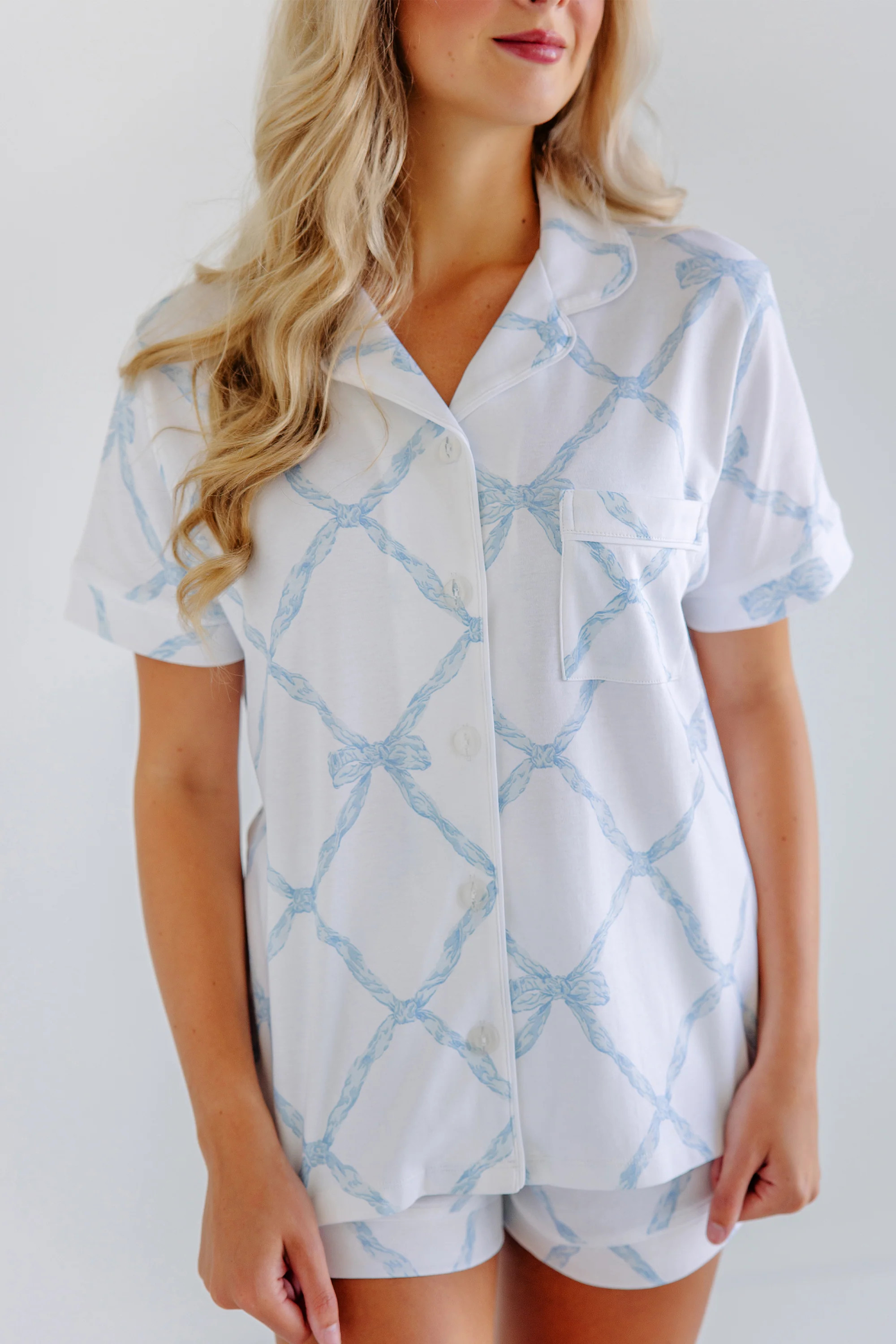 Let Me Lounge Short Sleeve Top (Women's) - Buckhead Blue Belle Meade Bow | The Beaufort Bonnet Company