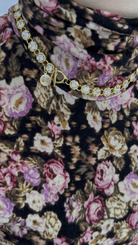 So many fun floral turtlenecks to layer with on Amazon🌸
#spring #springoutfit #necklace #jewelry


#LTKVideo #LTKfindsunder100 #LTKstyletip