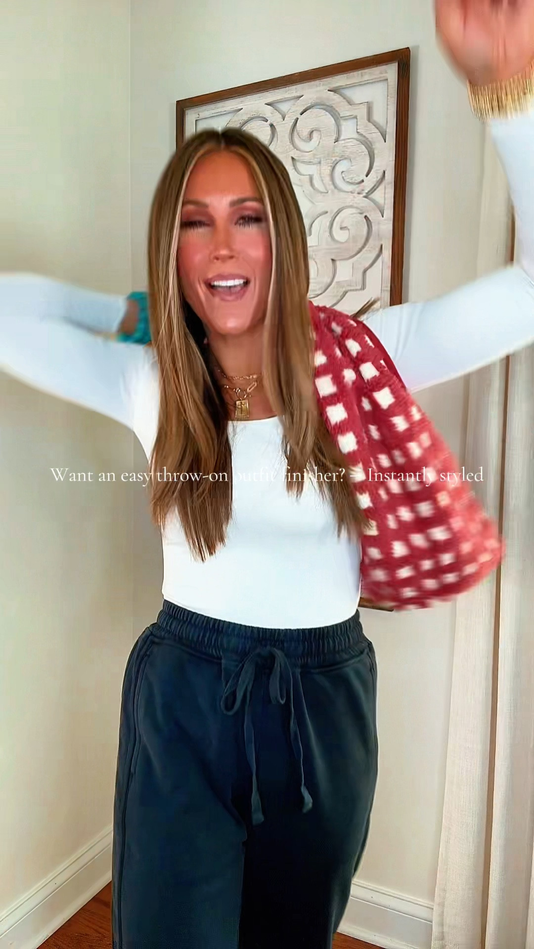 The Coziest Checkered Vest for Winter ❄️✨

Cozy girl season is here 🧣✨
This checkered sherpa vest is THE layering piece for winter outfits — warm, soft, and adds the cutest pop of texture to every look. Throw it on with a long sleeve tee, jeans, or leggings for an instant cozy aesthetic 🤌

Why we love it:
• Warm fleece sherpa without the bulk
• Zip-up high neck = extra snuggly
• 6+ fun colors — match your mood!
• Perfect for school, errands, game days + holiday outings 🎄

If you love a cozy layering moment… this one is calling your name ❄️✨

	•	sherpa vest women
	•	checkered fleece vest
	•	cozy winter outfit essentials

#HolidayHustle #TikTokShopHolidayHaul #FashionDeals #TikTokShopCreatorPicks 
@TanmingFashion 

#LTKActive #LTKgrwm #LTKGiftGuide